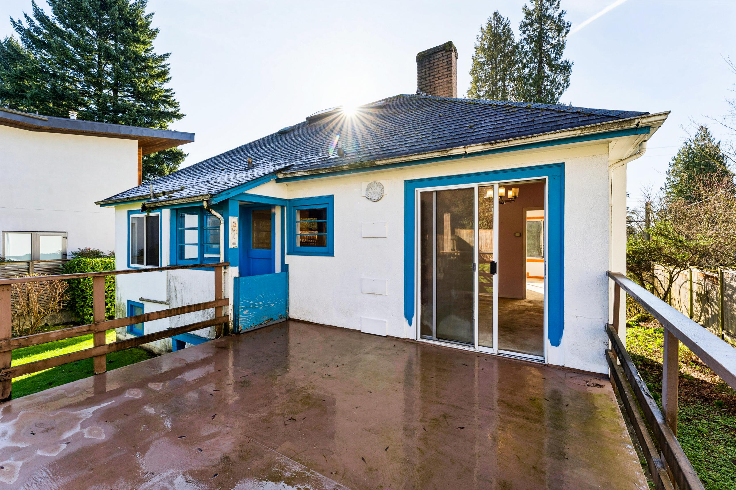 1531 Inglewood Avenue, West Vancouver listing image
