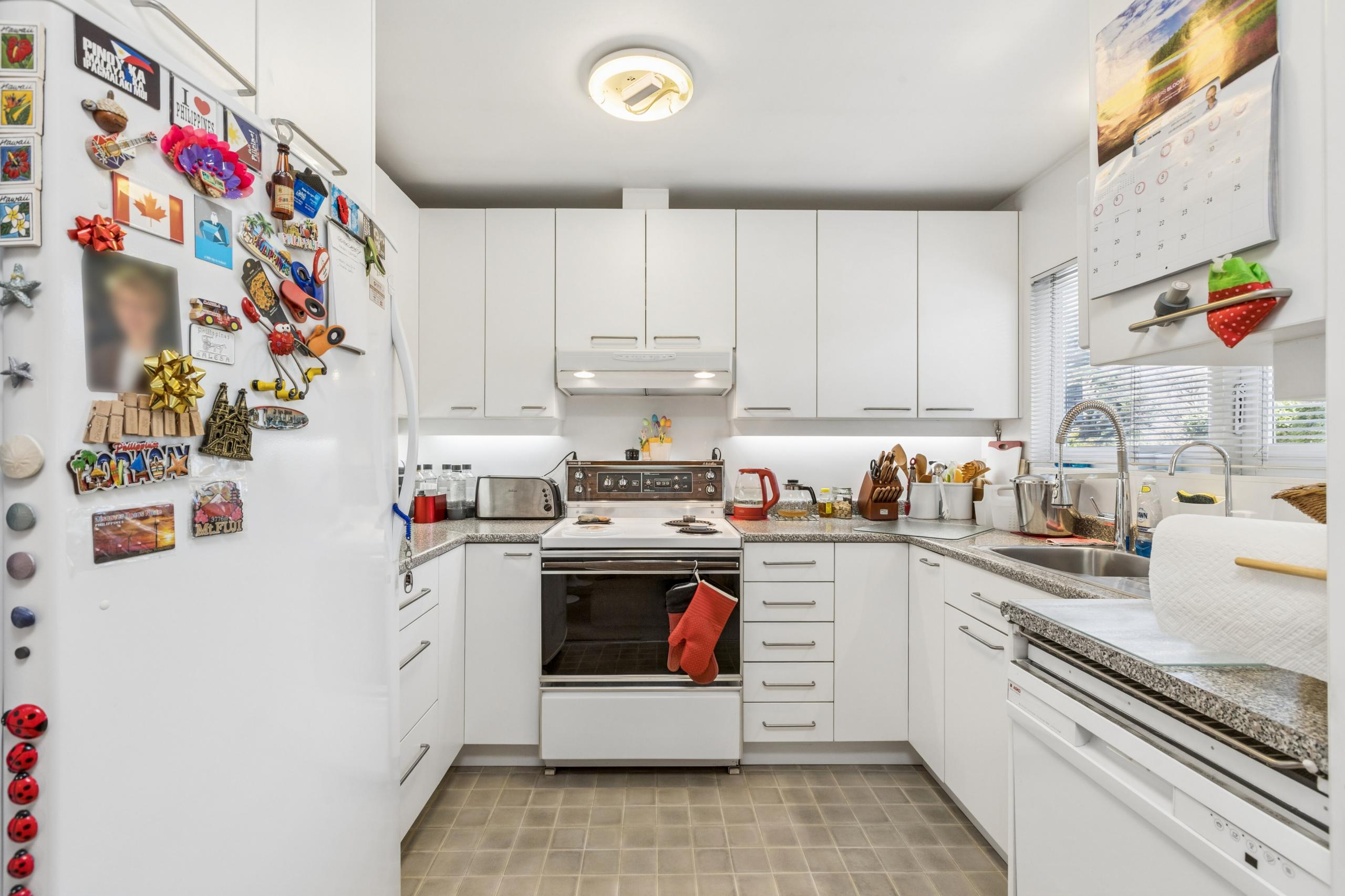 1222 Rosewood Crescent, North Vancouver listing image