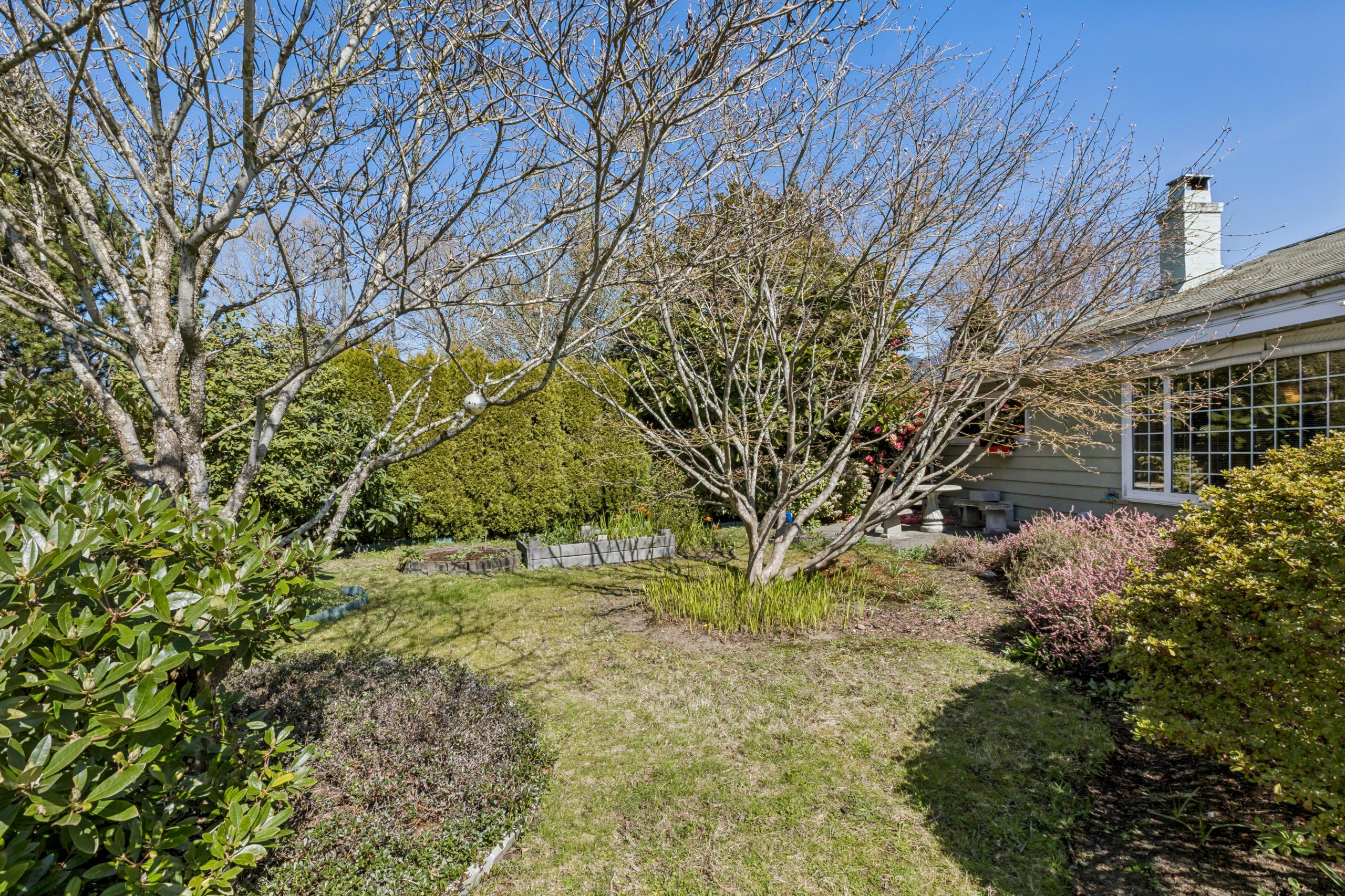 1222 Rosewood Crescent, North Vancouver listing image