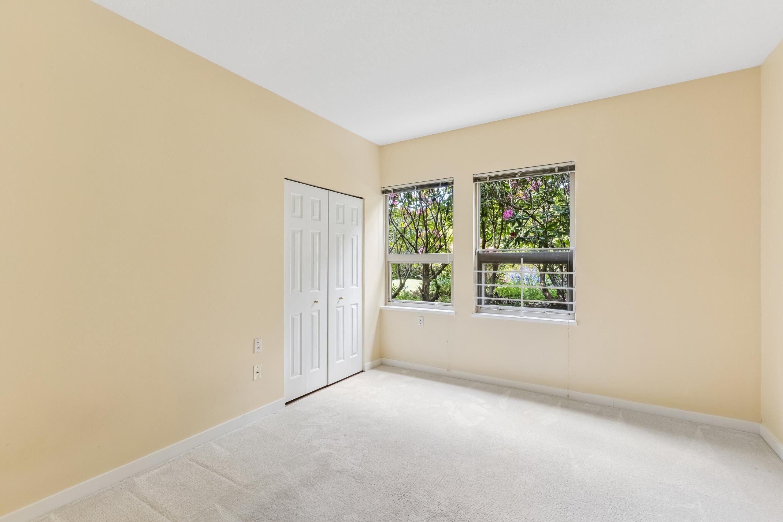105-843 22nd Street, West Vancouver listing image