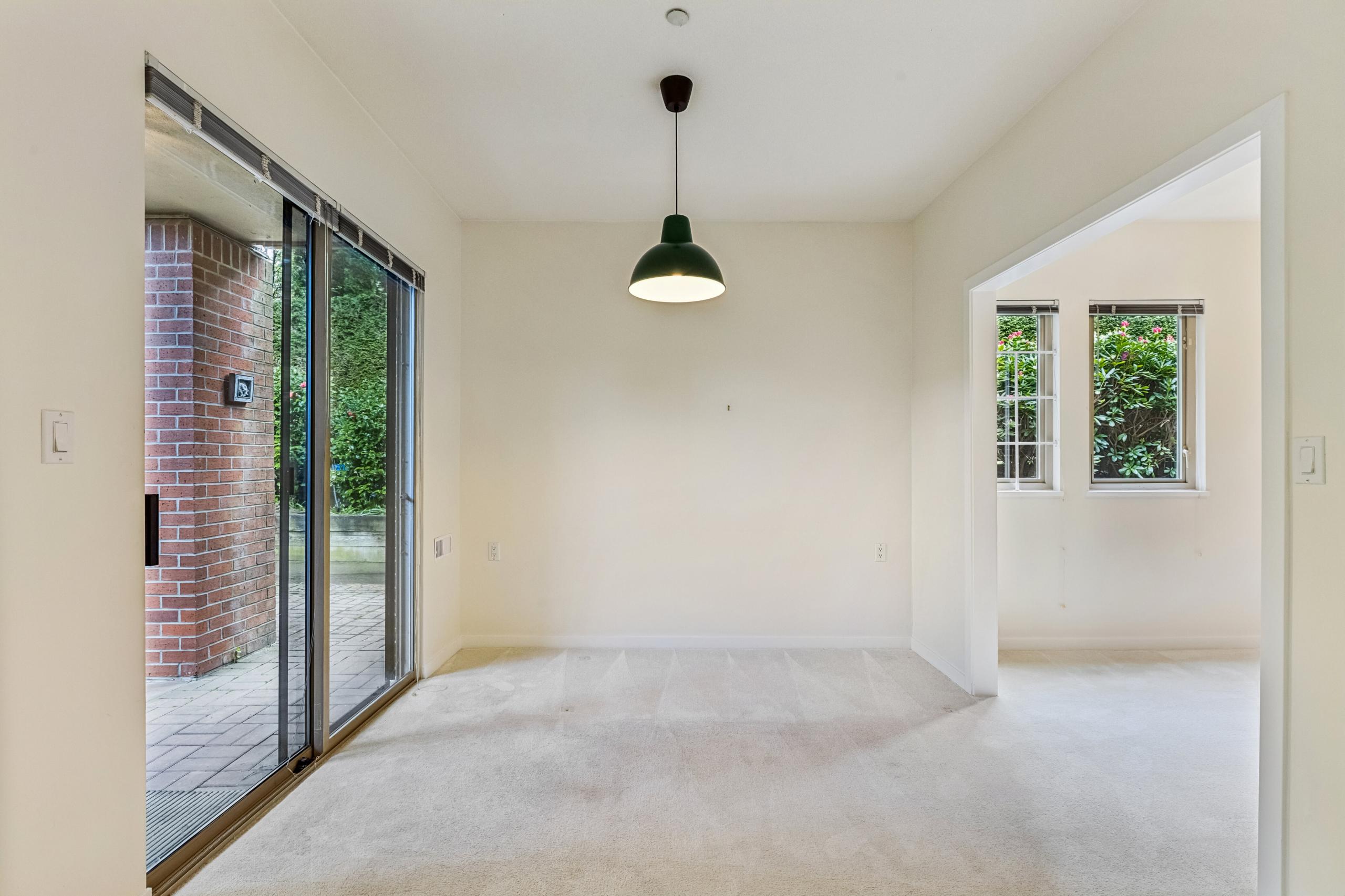 105-843 22nd Street, West Vancouver listing image
