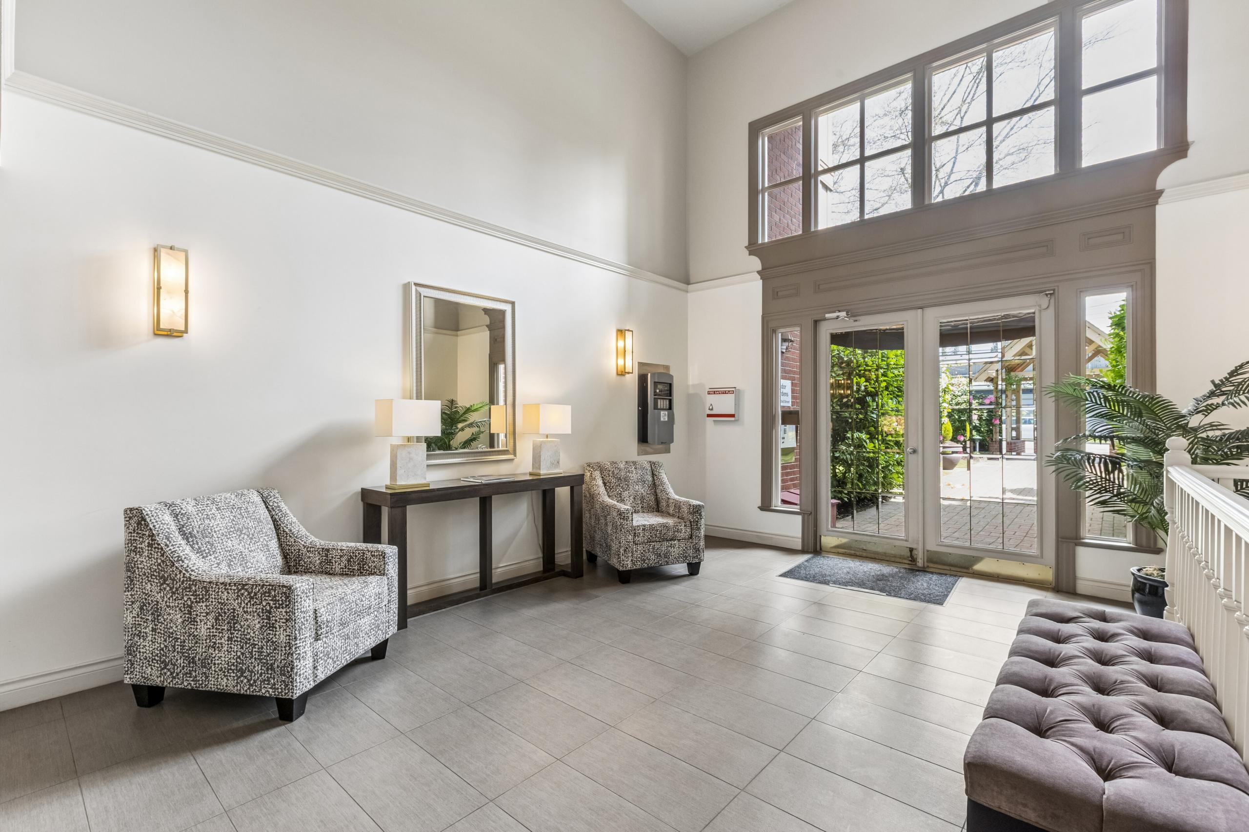105-843 22nd Street, West Vancouver listing image