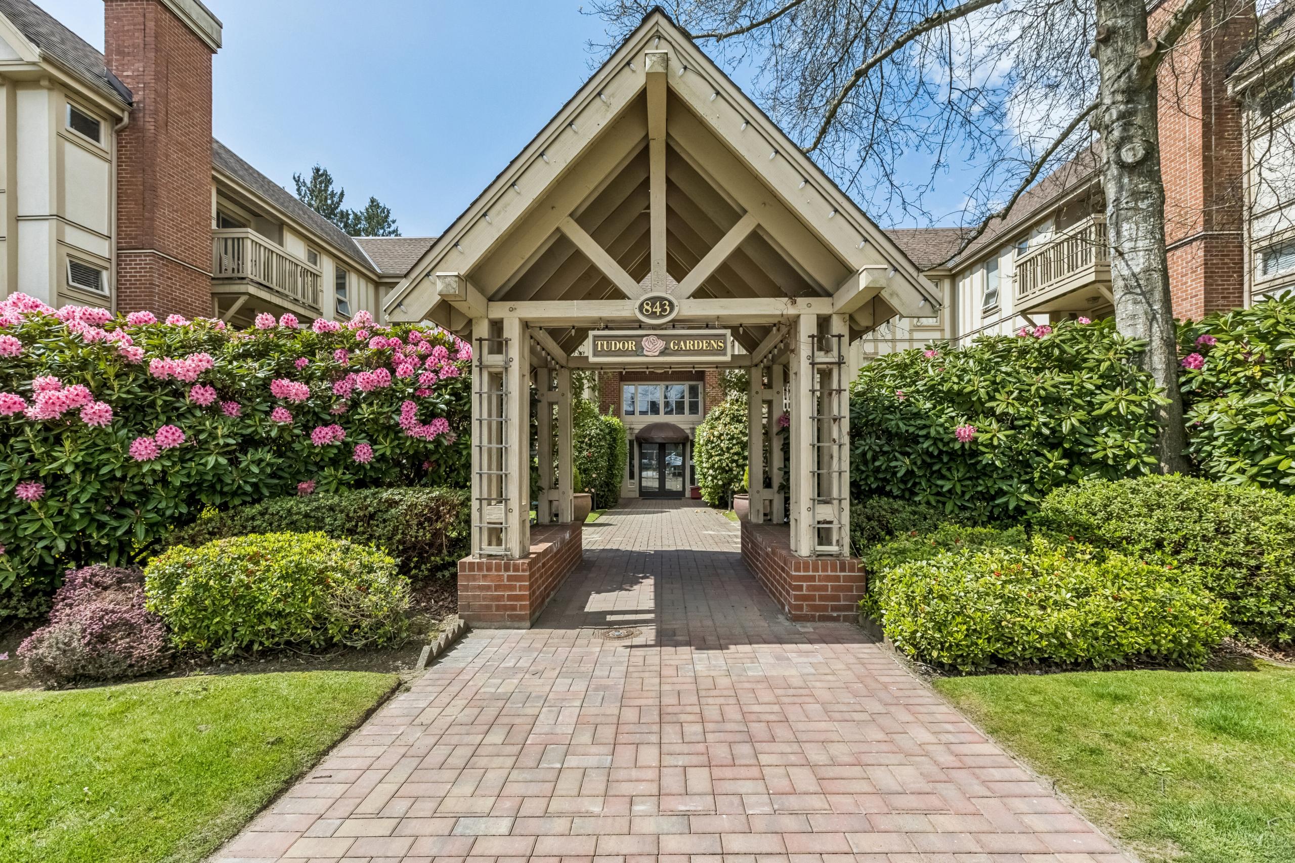 105-843 22nd Street, West Vancouver listing image