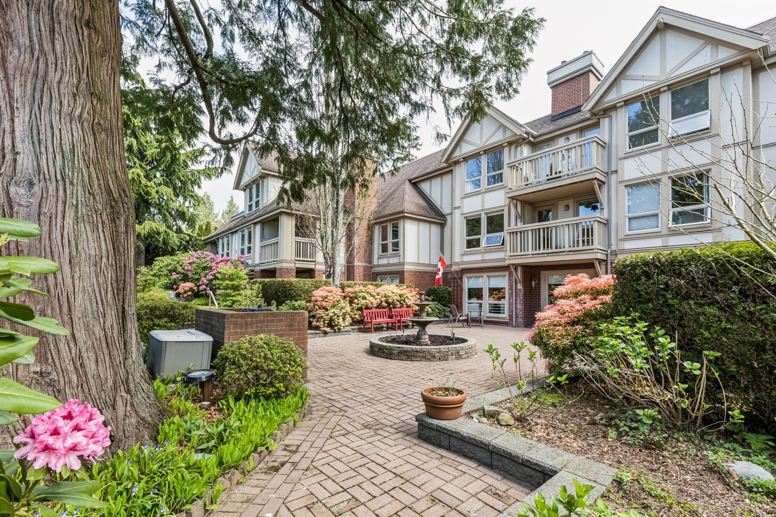 105-843 22nd Street, West Vancouver listing image