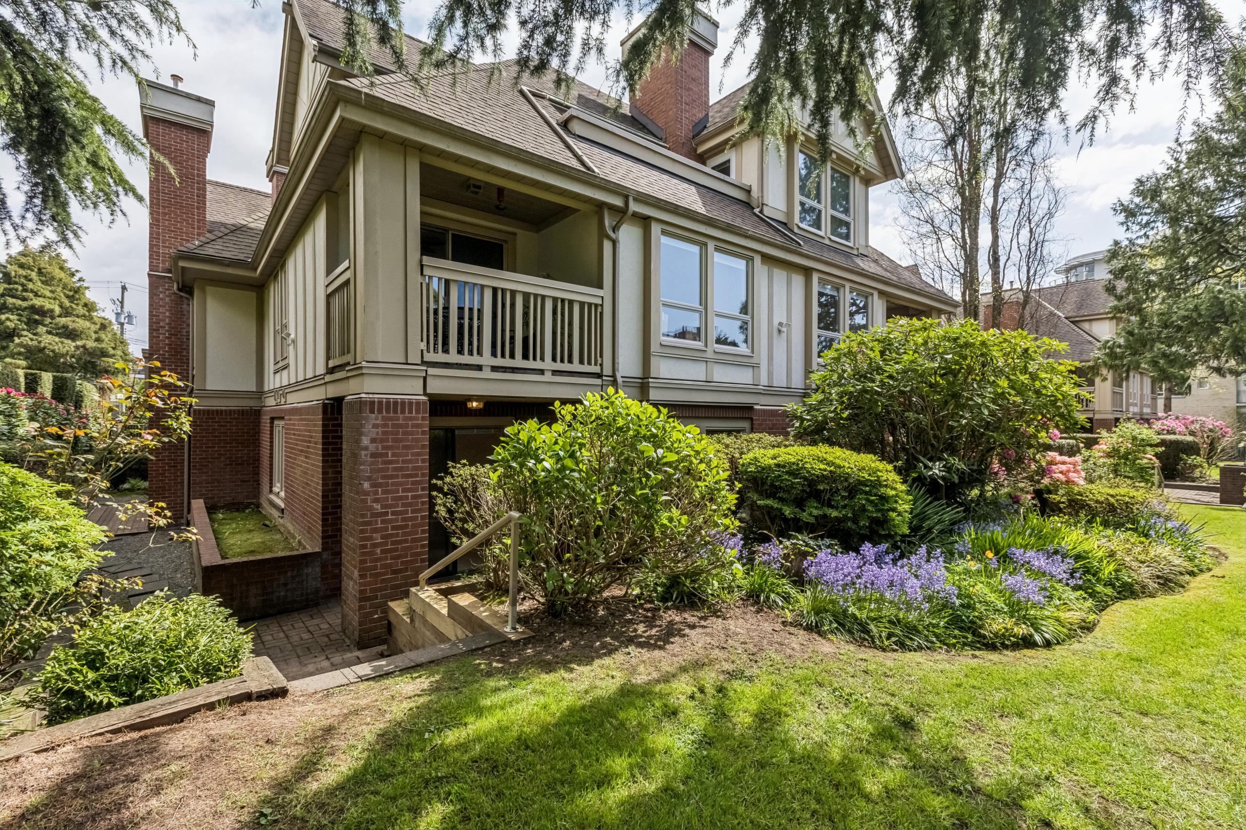 105-843 22nd Street, West Vancouver listing image