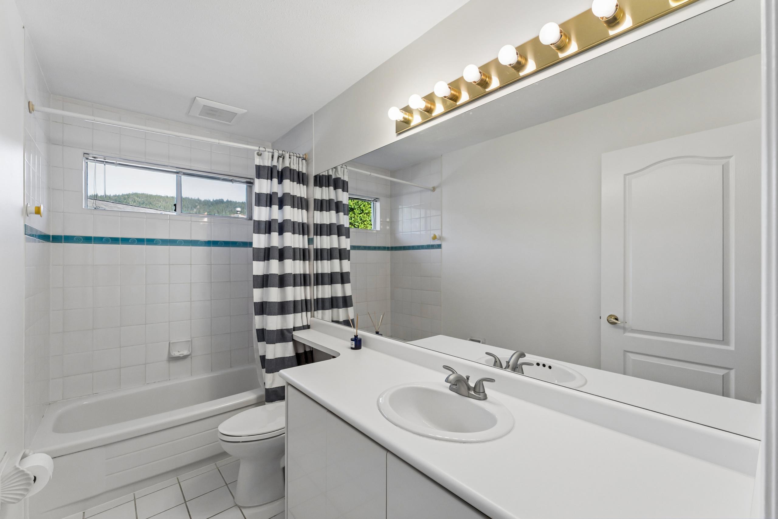 5399 Westhaven Wynd, West Vancouver listing image