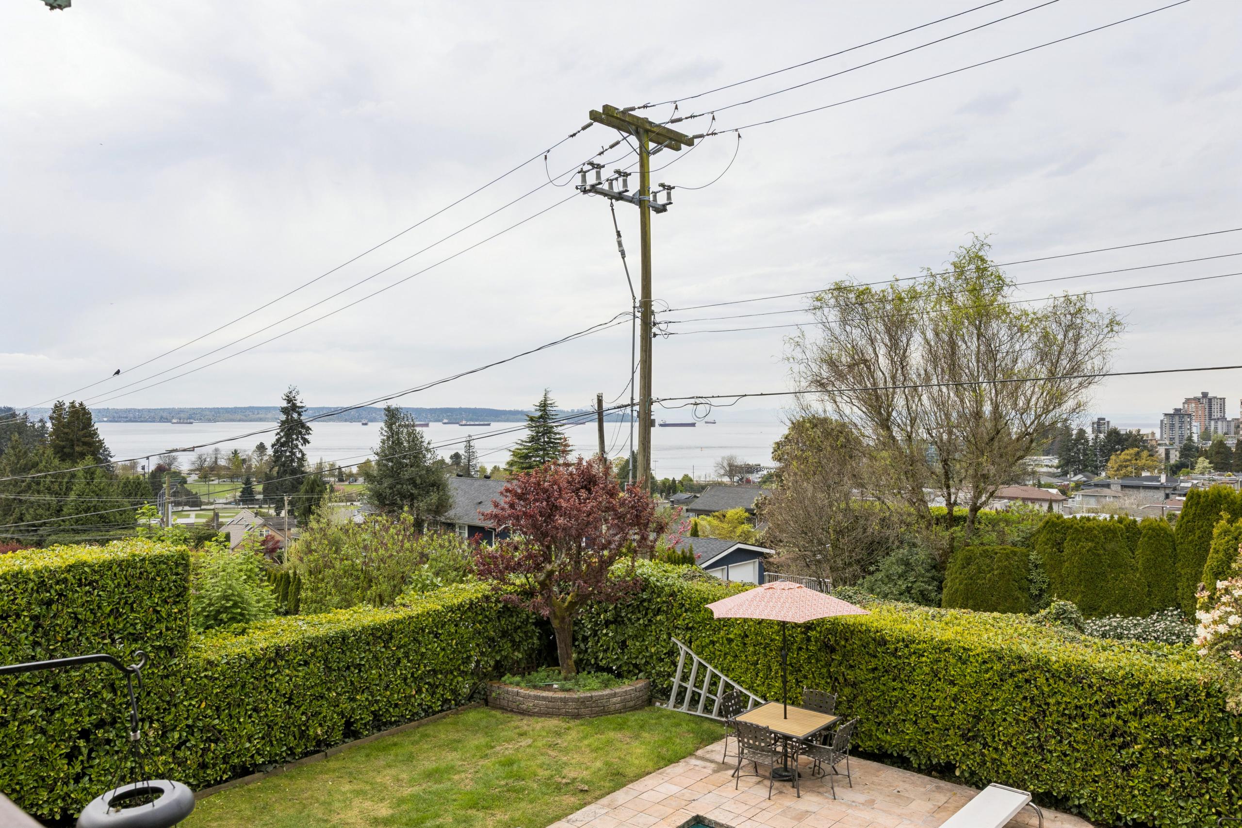 1092 Duchess Avenue, West Vancouver listing image