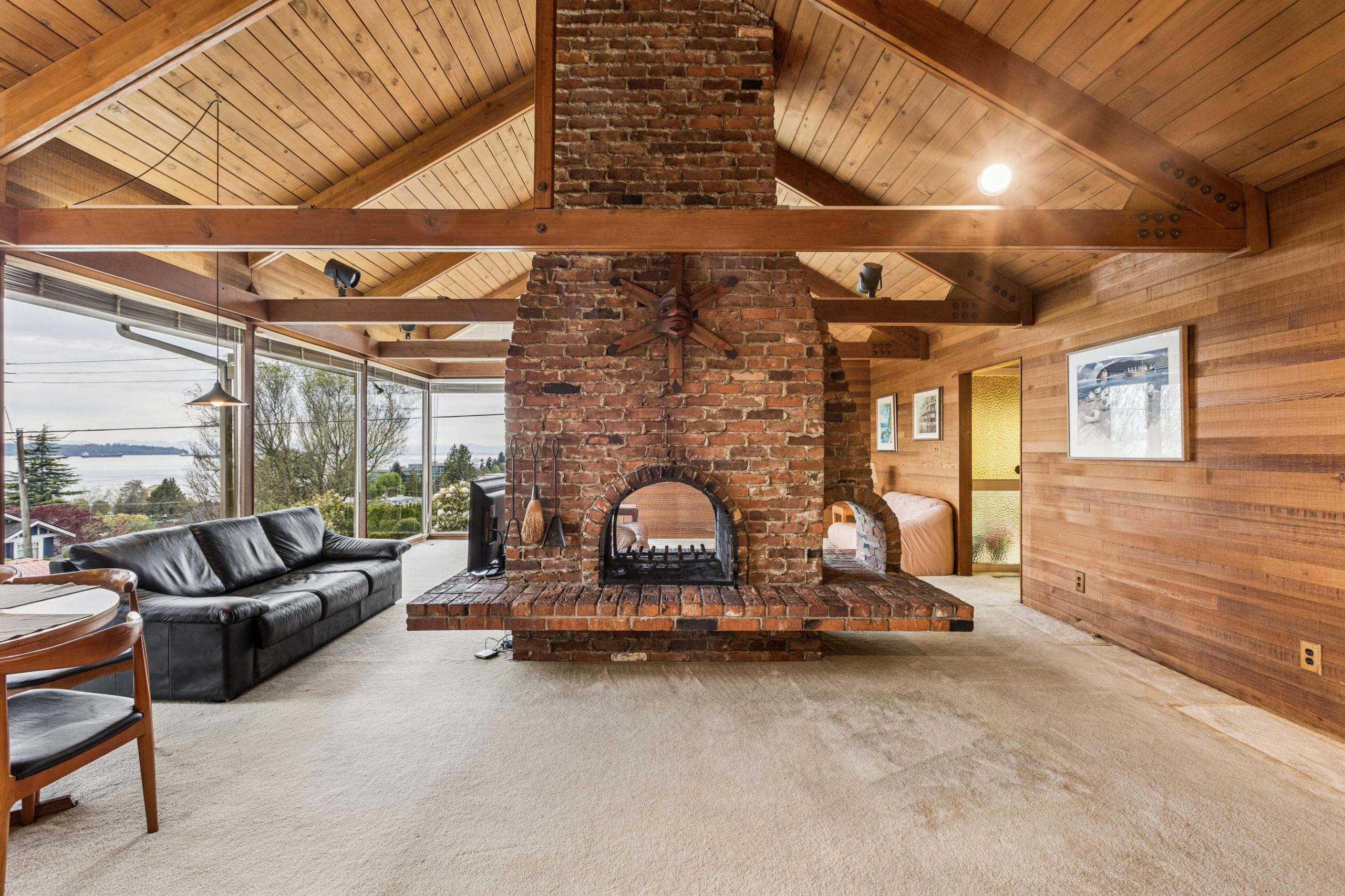 1092 Duchess Avenue, West Vancouver listing image