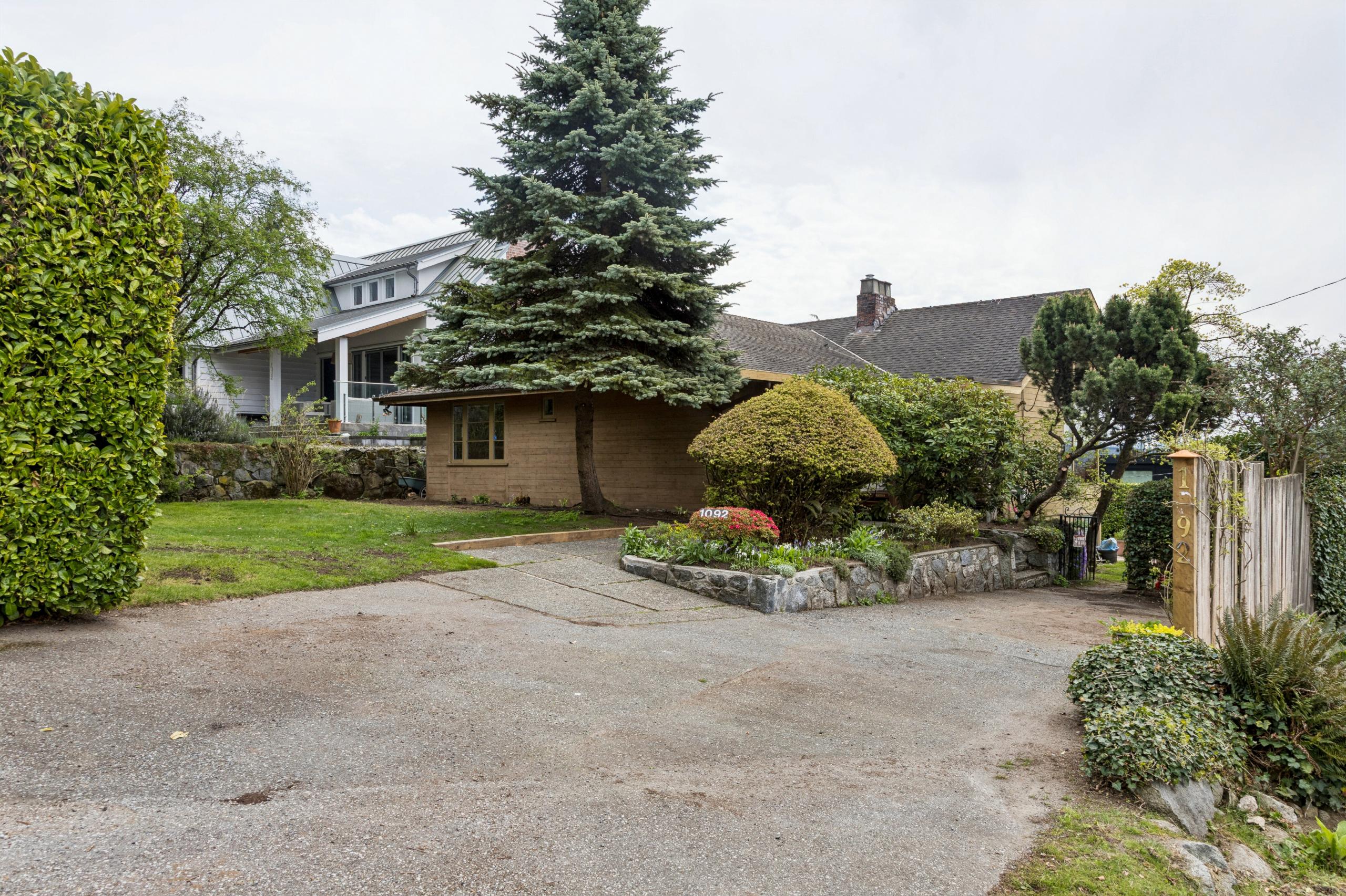 1092 Duchess Avenue, West Vancouver listing image