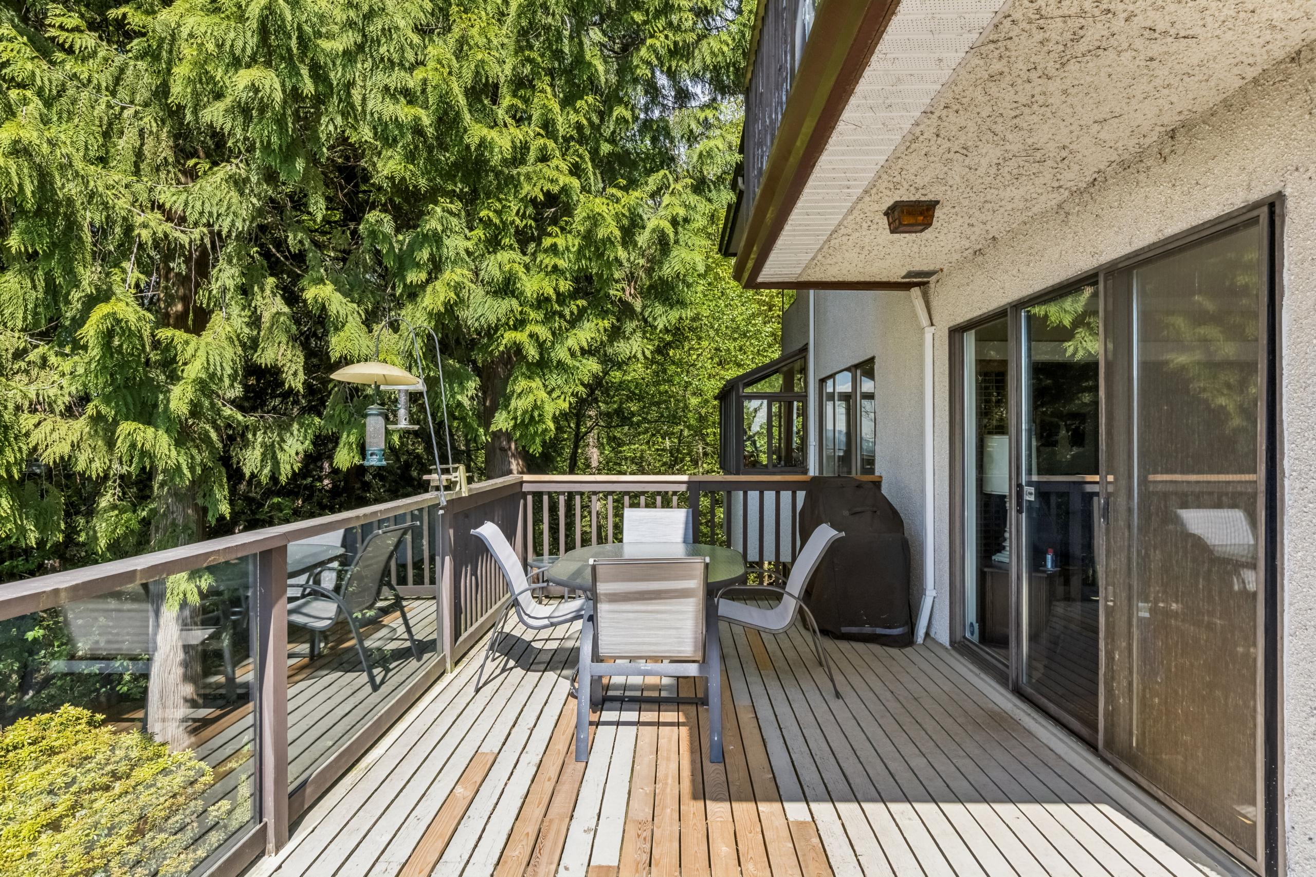 2440 Queens Avenue, West Vancouver listing image