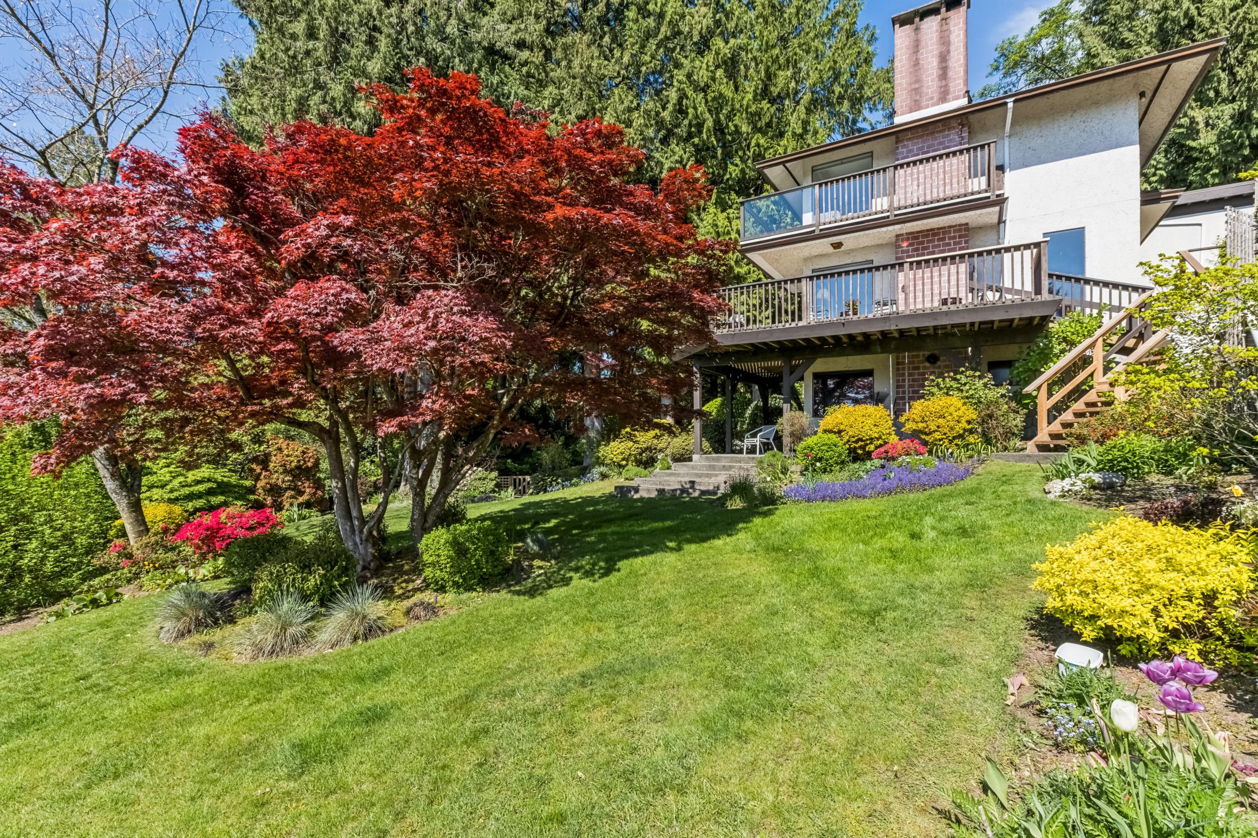 2440 Queens Avenue, West Vancouver listing image