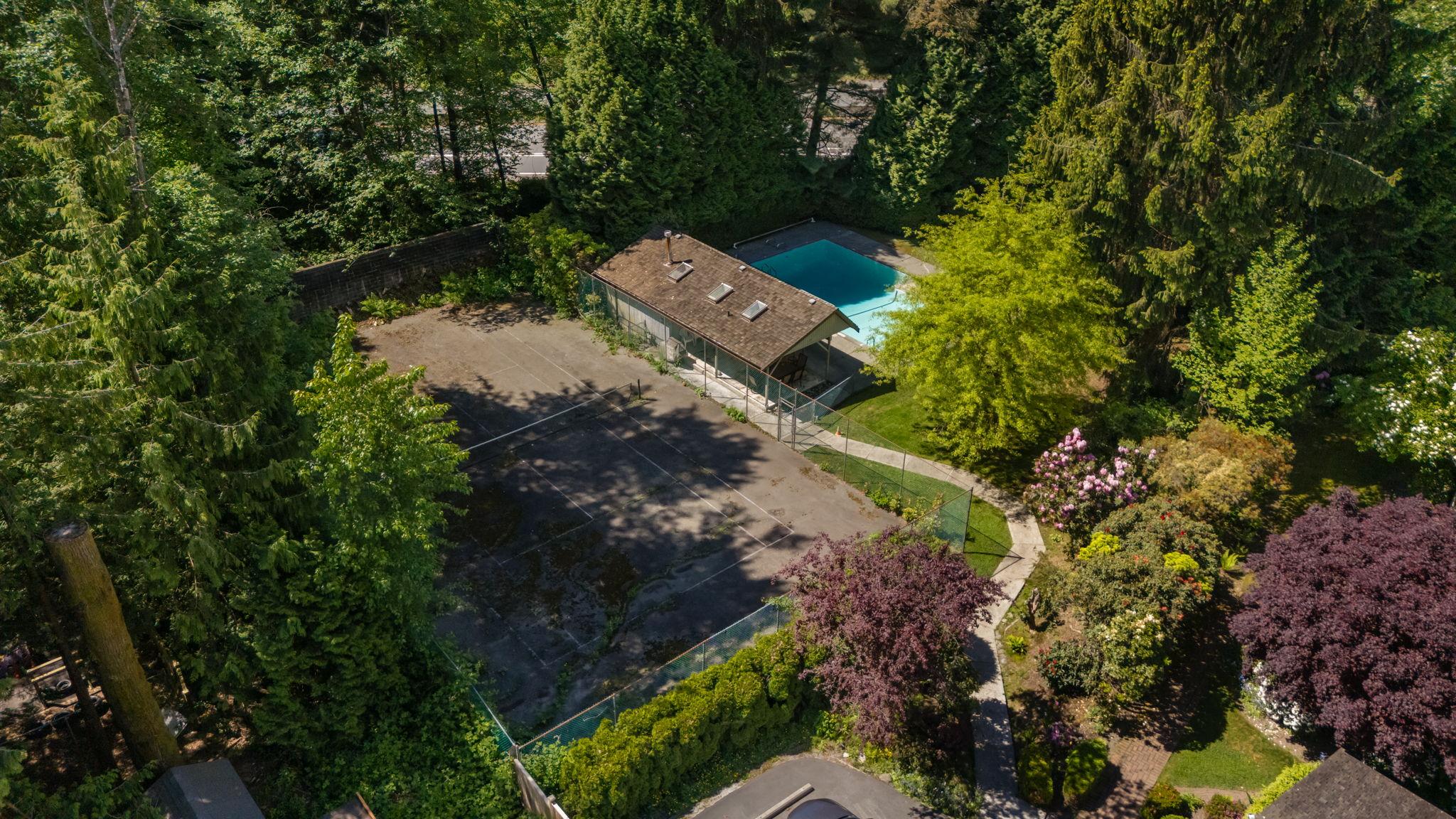 396 Mathers Avenue, West Vancouver listing image