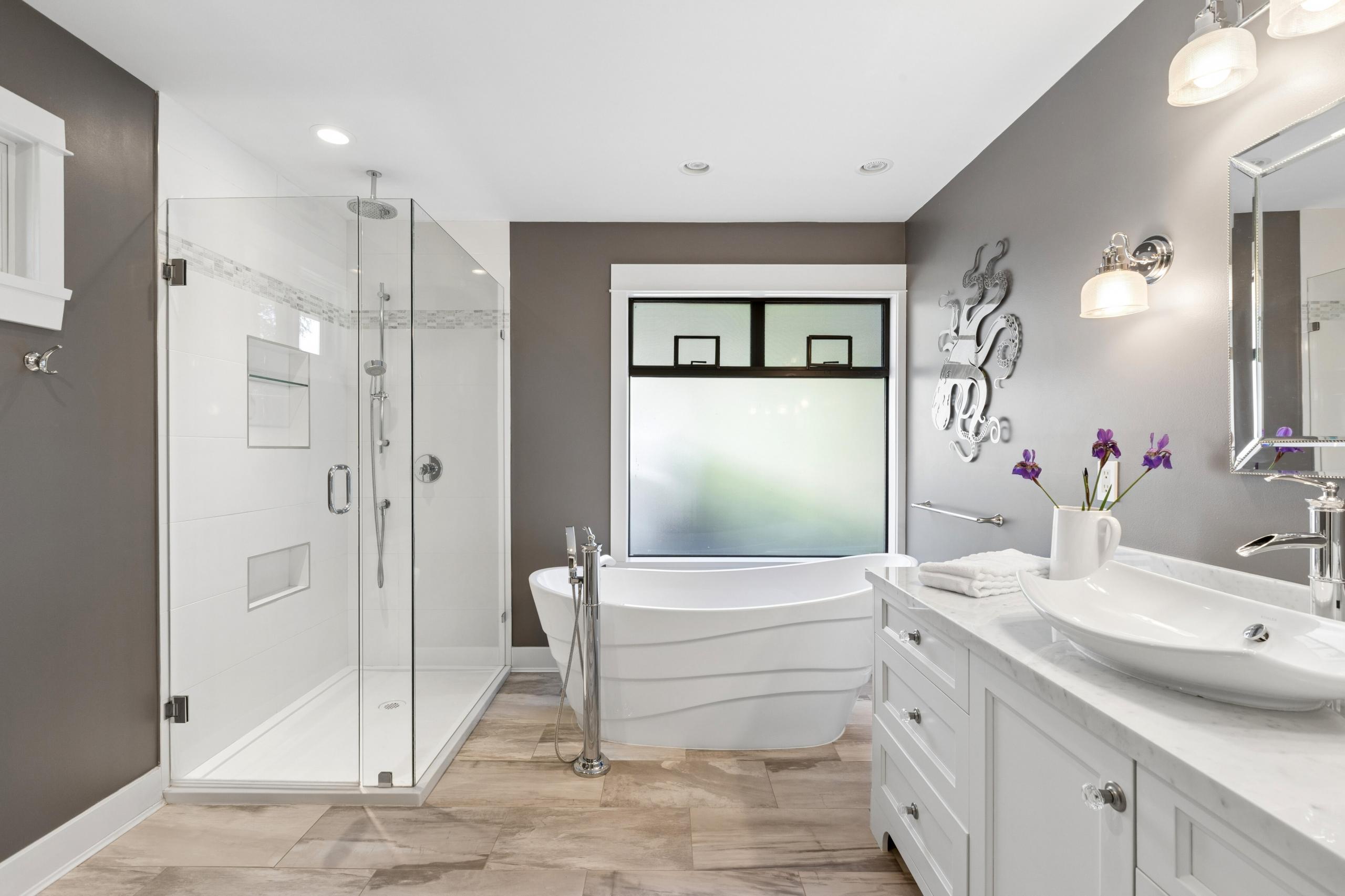 396 Mathers Avenue, West Vancouver listing image