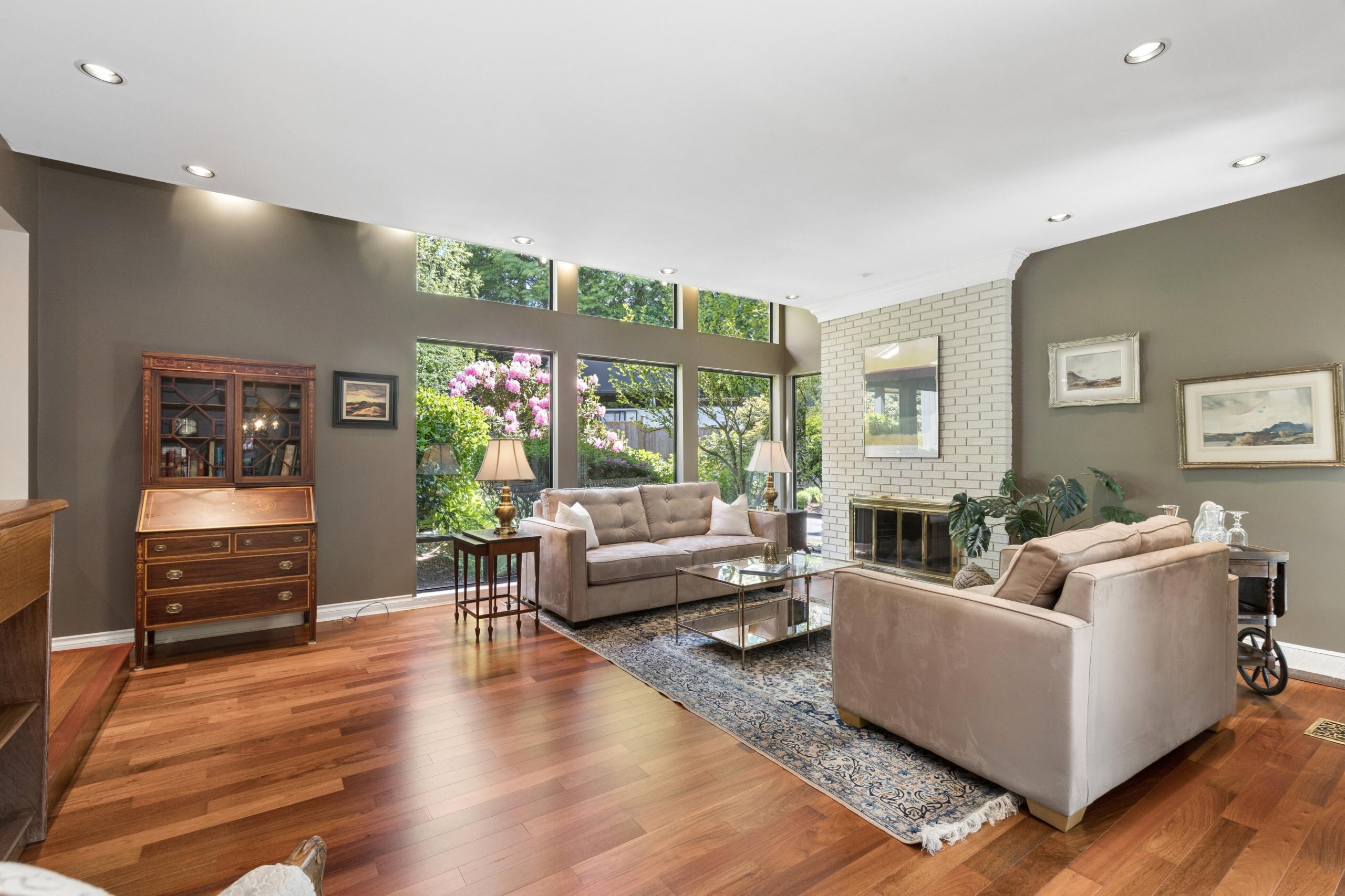 396 Mathers Avenue, West Vancouver listing image