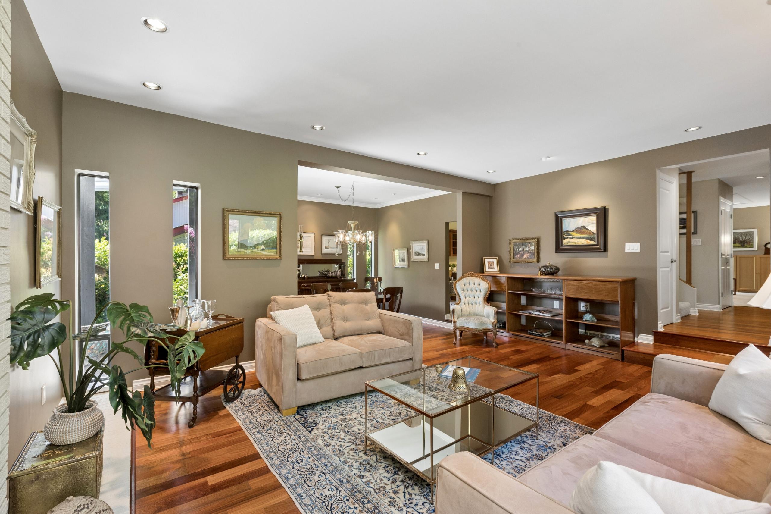 396 Mathers Avenue, West Vancouver listing image