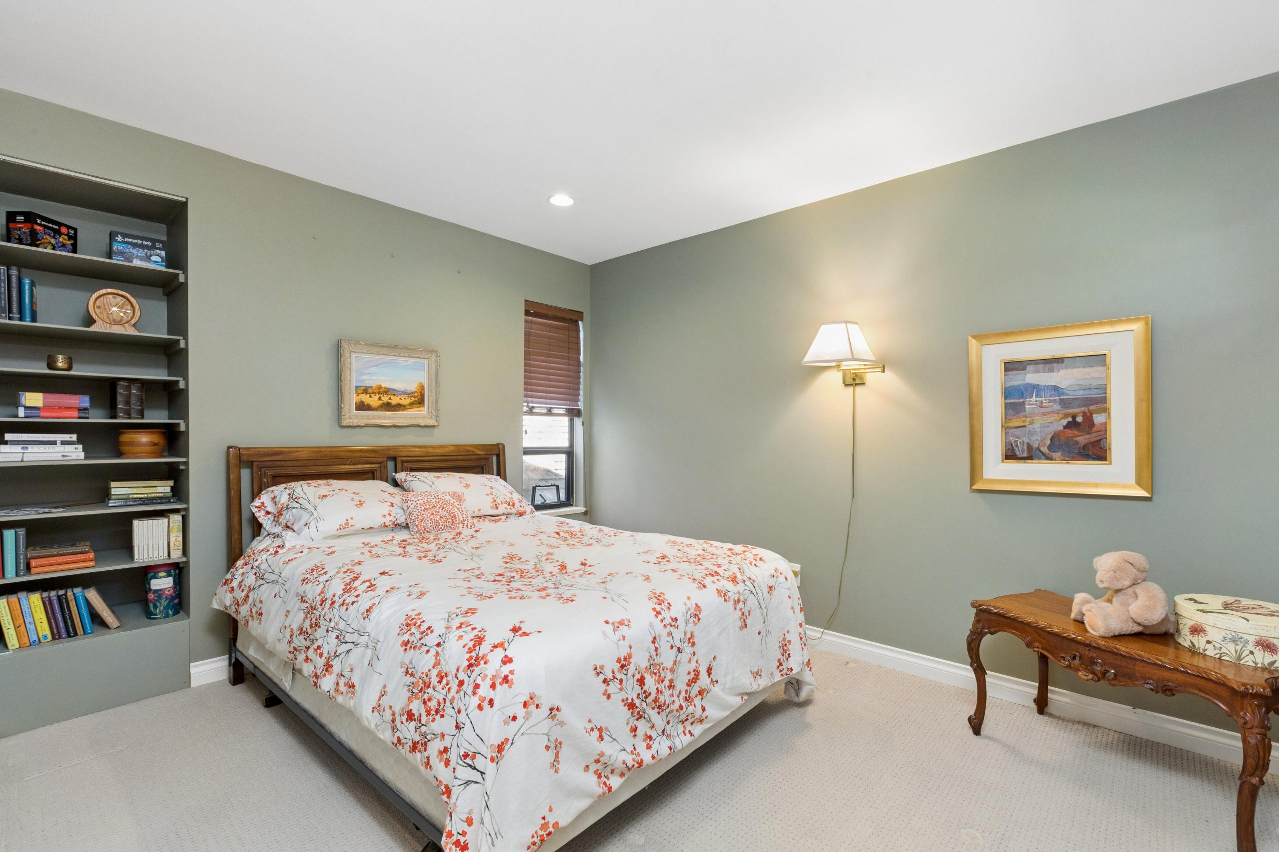 396 Mathers Avenue, West Vancouver listing image
