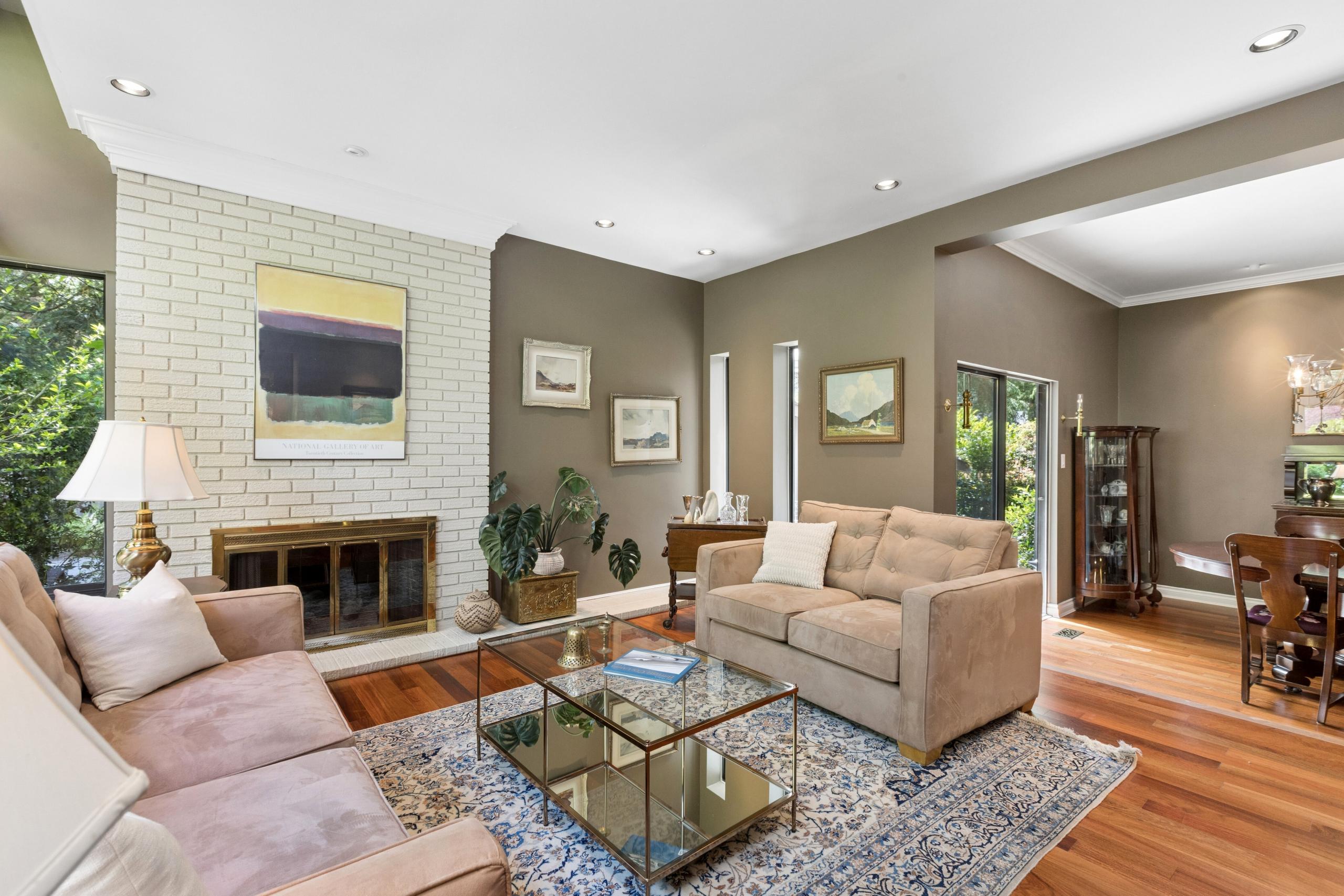 396 Mathers Avenue, West Vancouver listing image