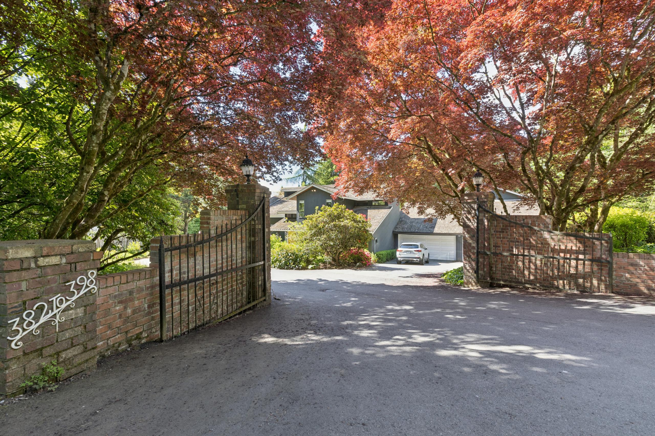 396 Mathers Avenue, West Vancouver listing image