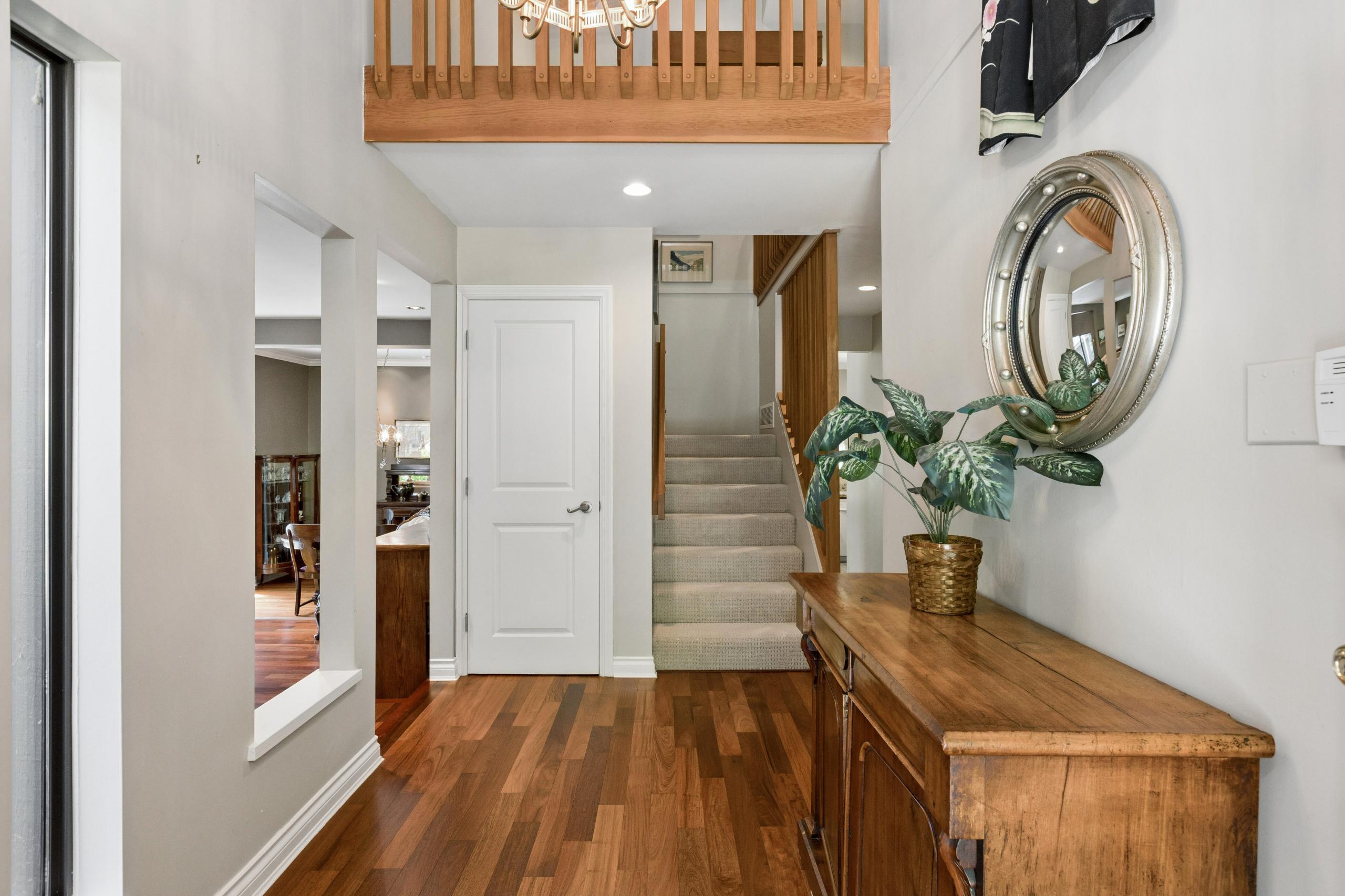 396 Mathers Avenue, West Vancouver listing image