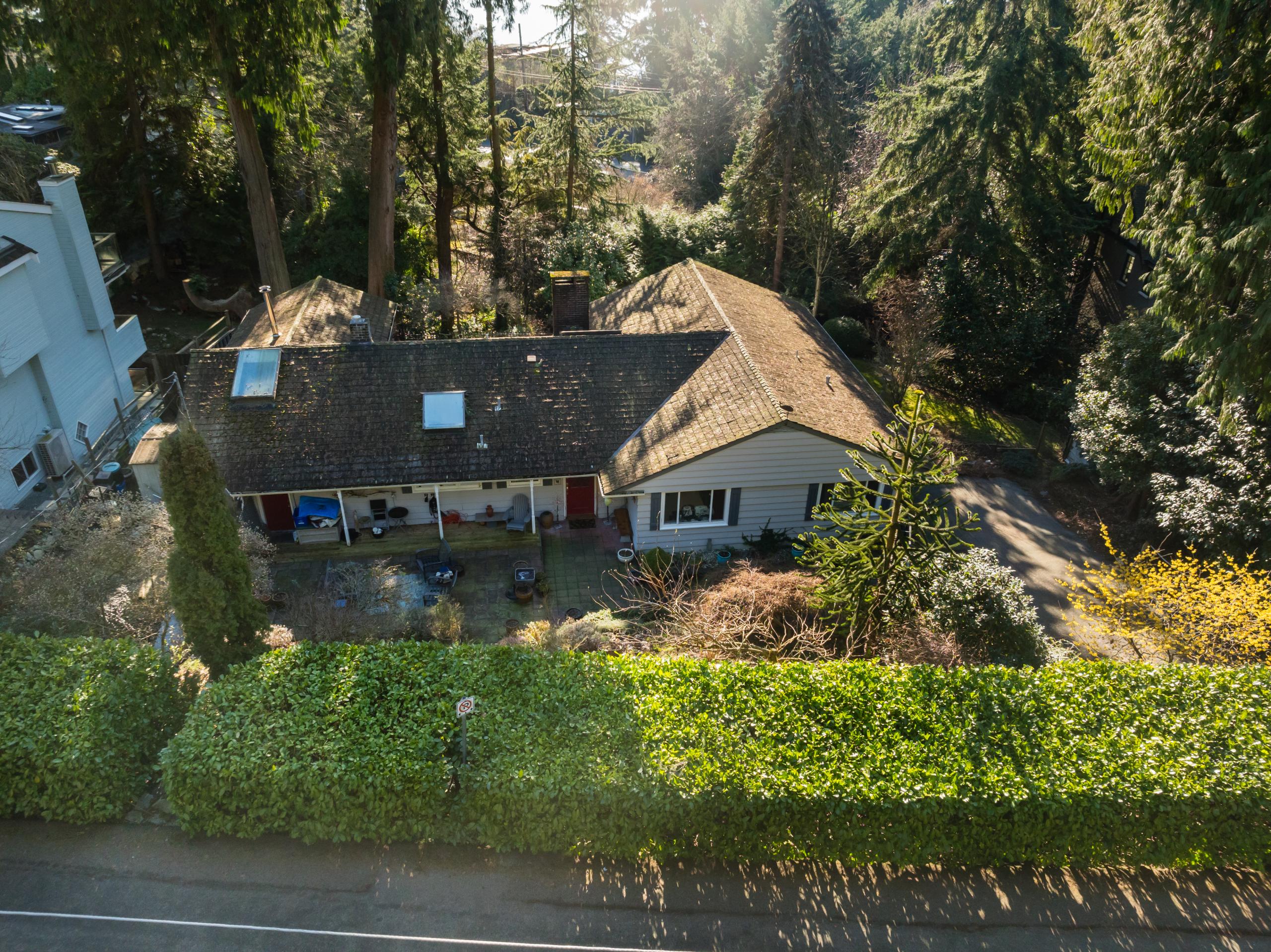 More info on 4028 Rose Crescent, West Vancouver