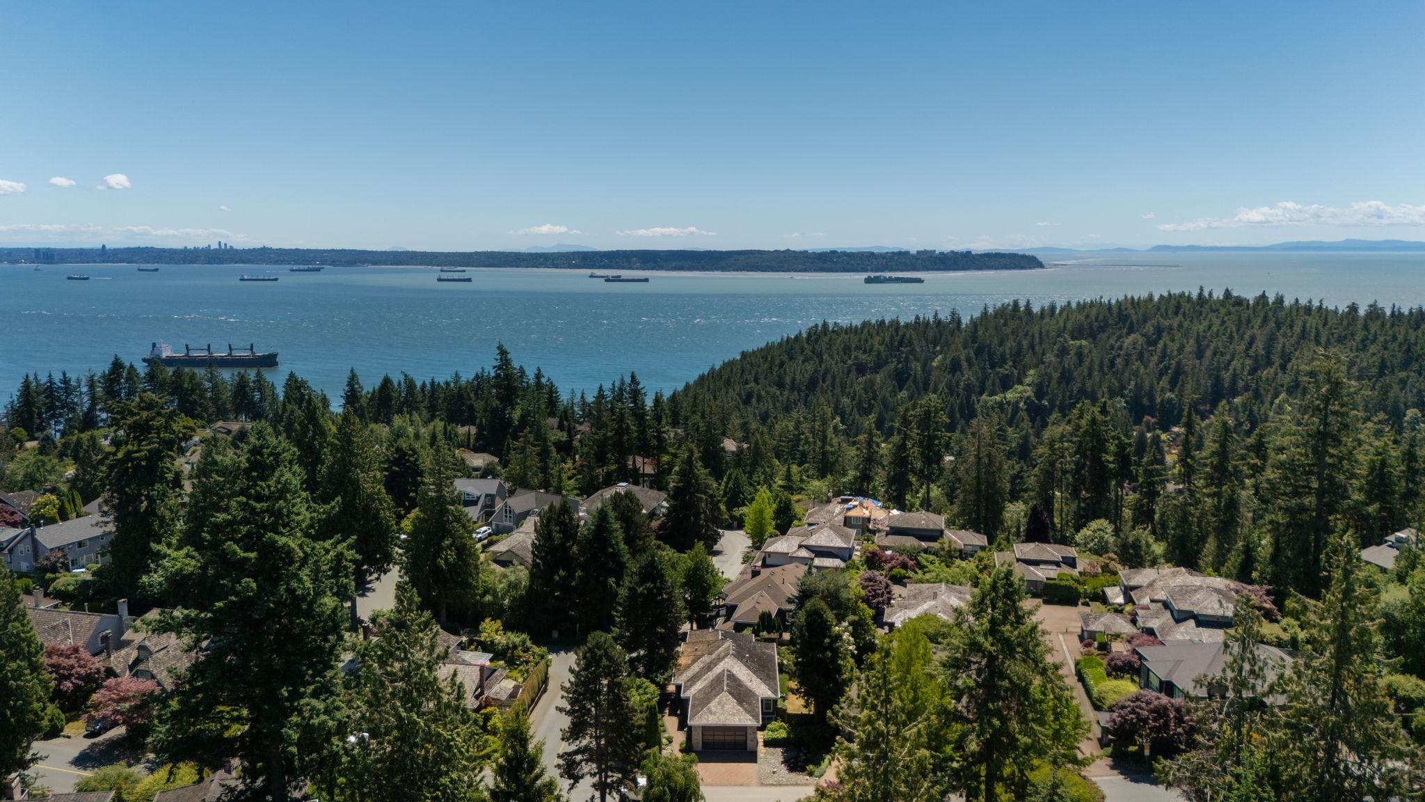4789 Headland Drive, West Vancouver listing image