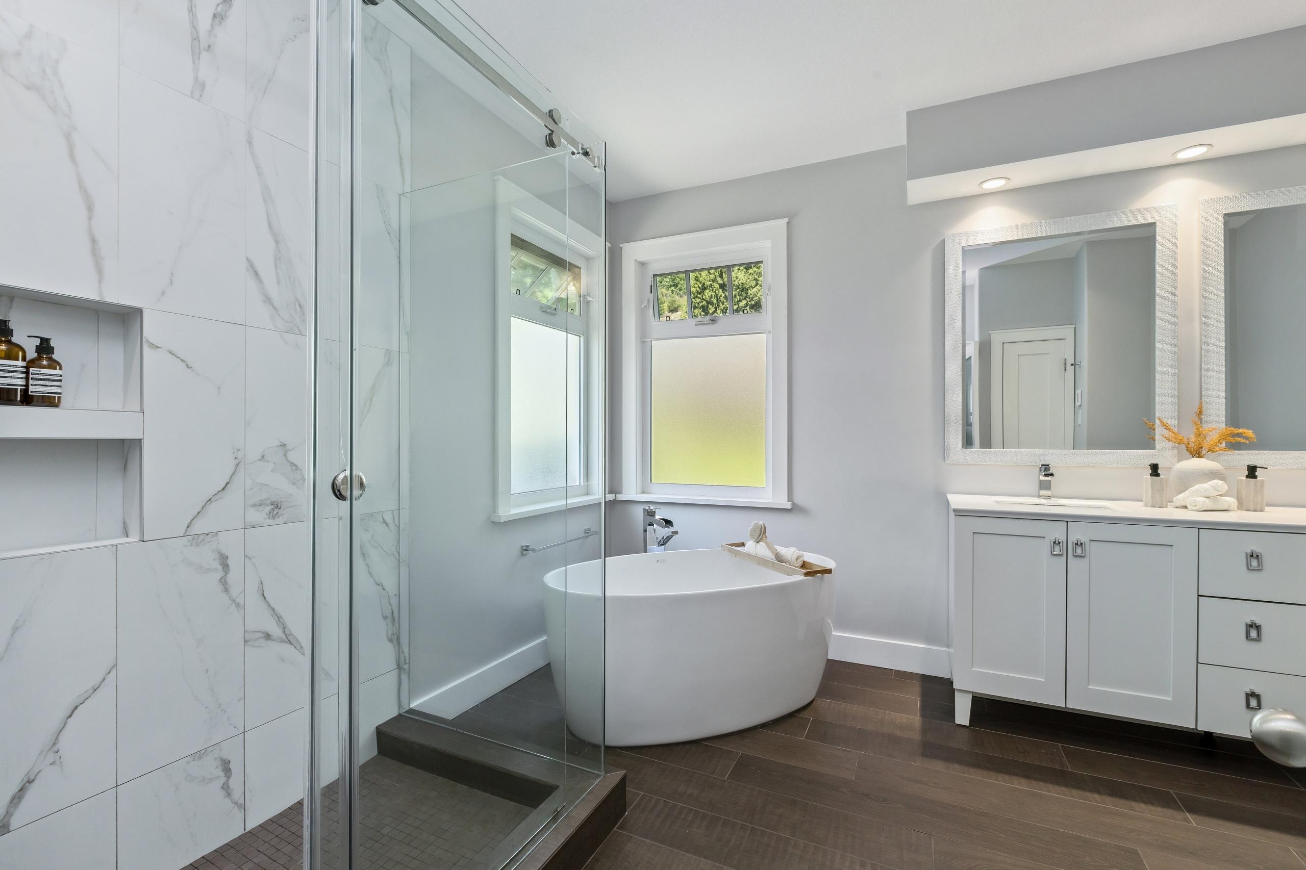 4789 Headland Drive, West Vancouver listing image