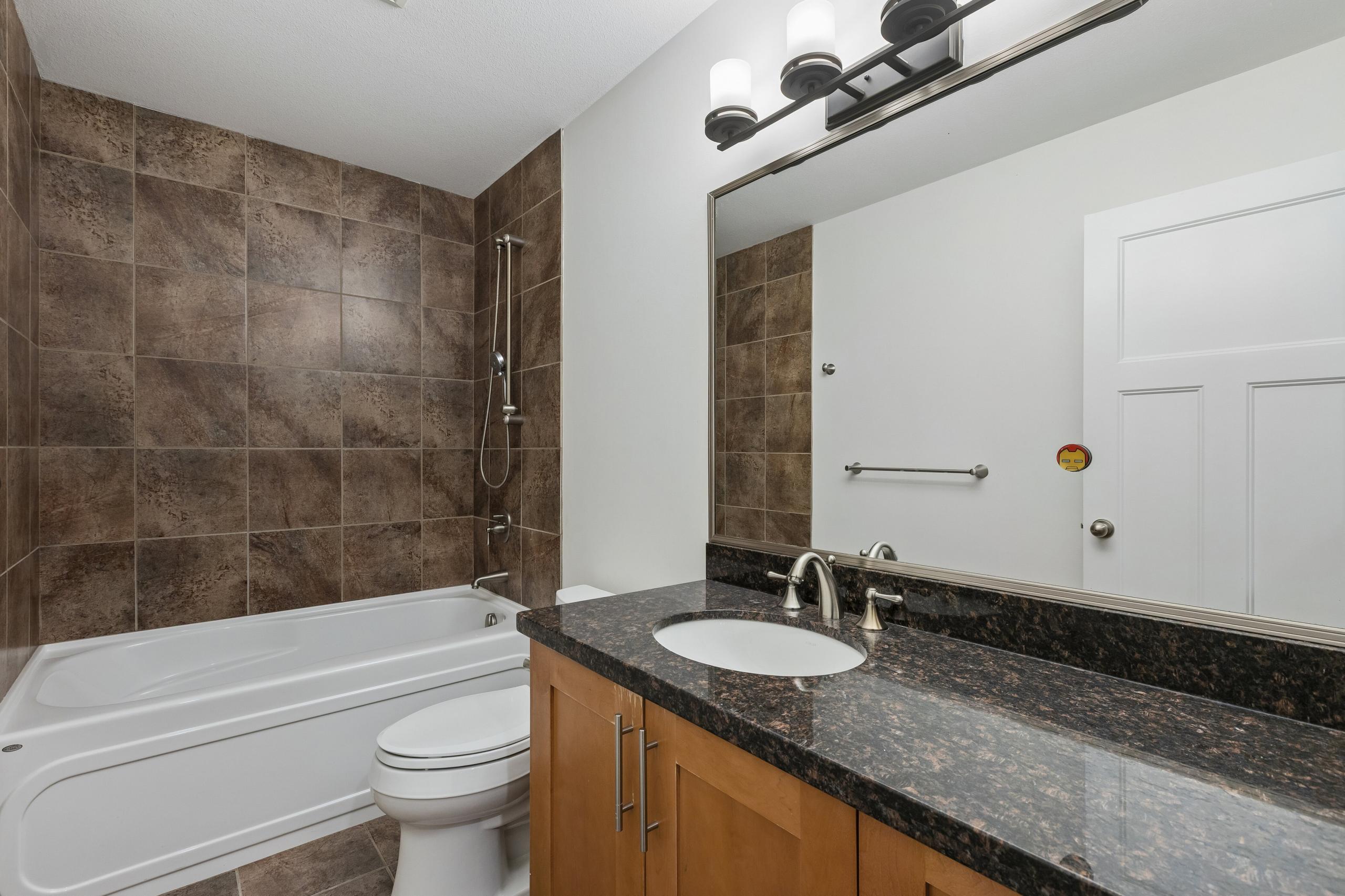 4789 Headland Drive, West Vancouver listing image