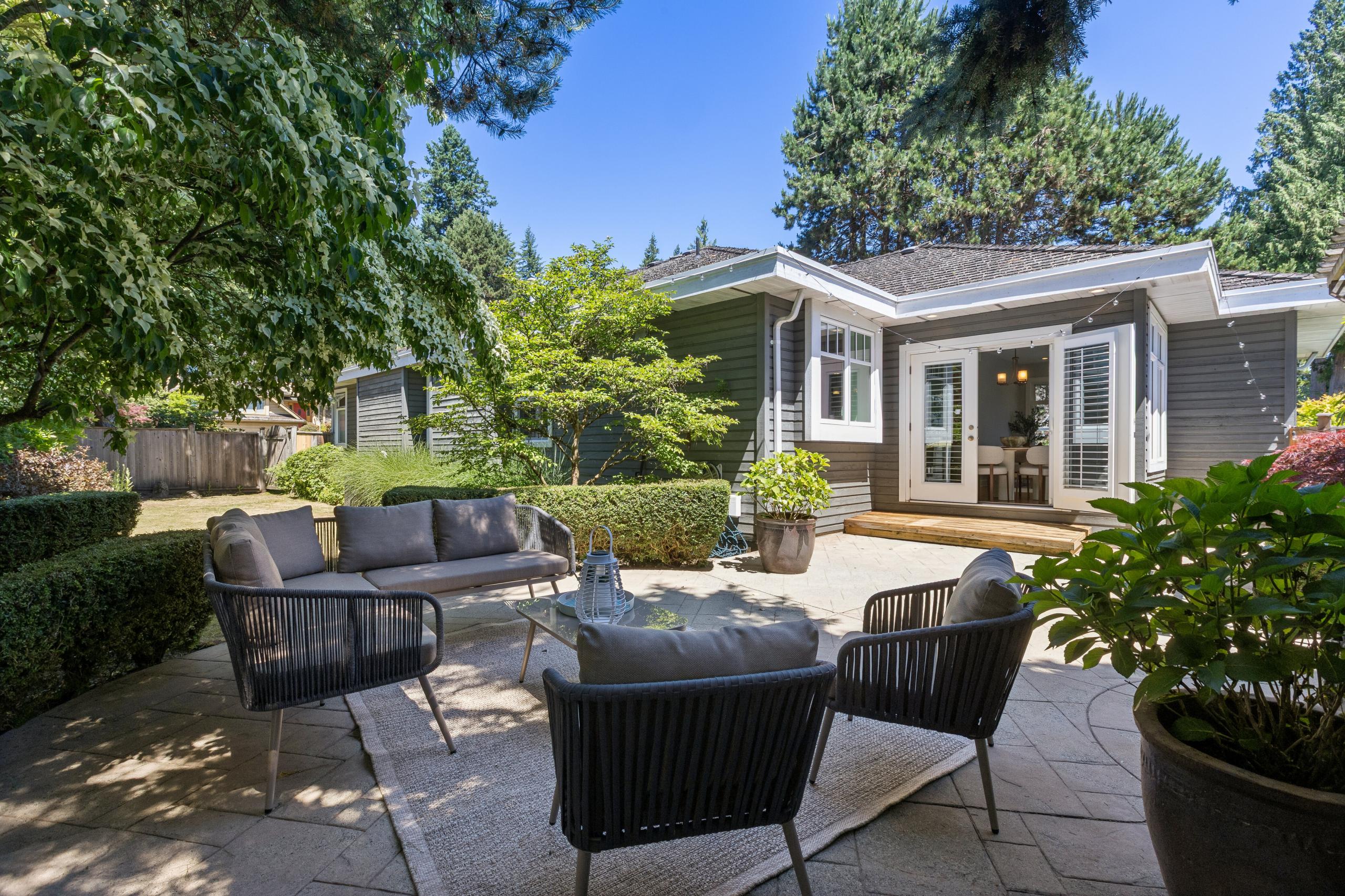4789 Headland Drive, West Vancouver listing image