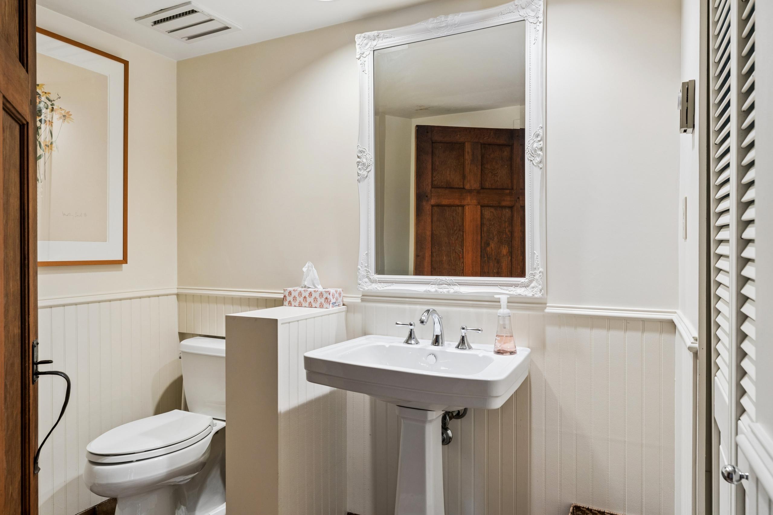 6054 Gleneagles Drive, West Vancouver listing image