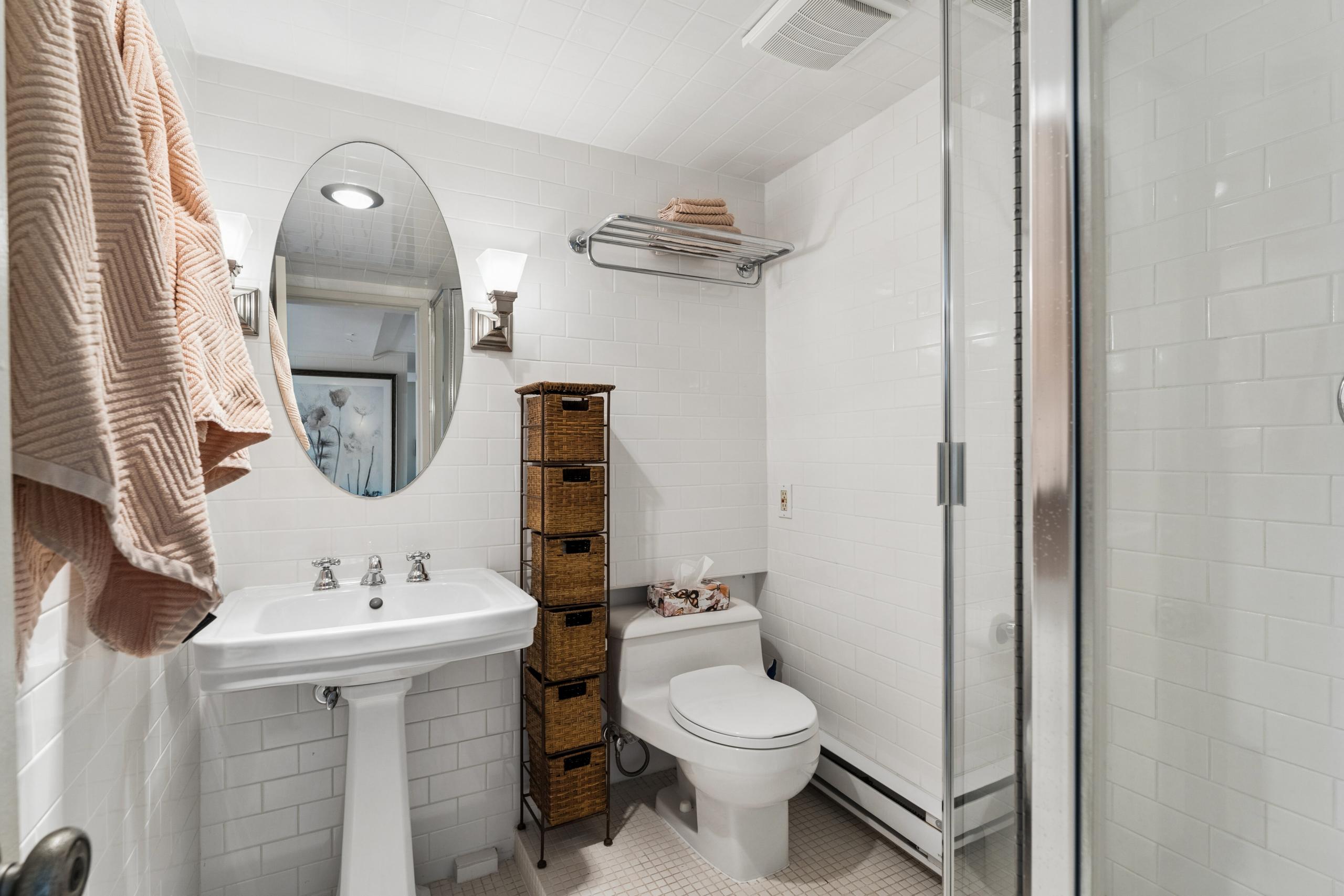 6054 Gleneagles Drive, West Vancouver listing image