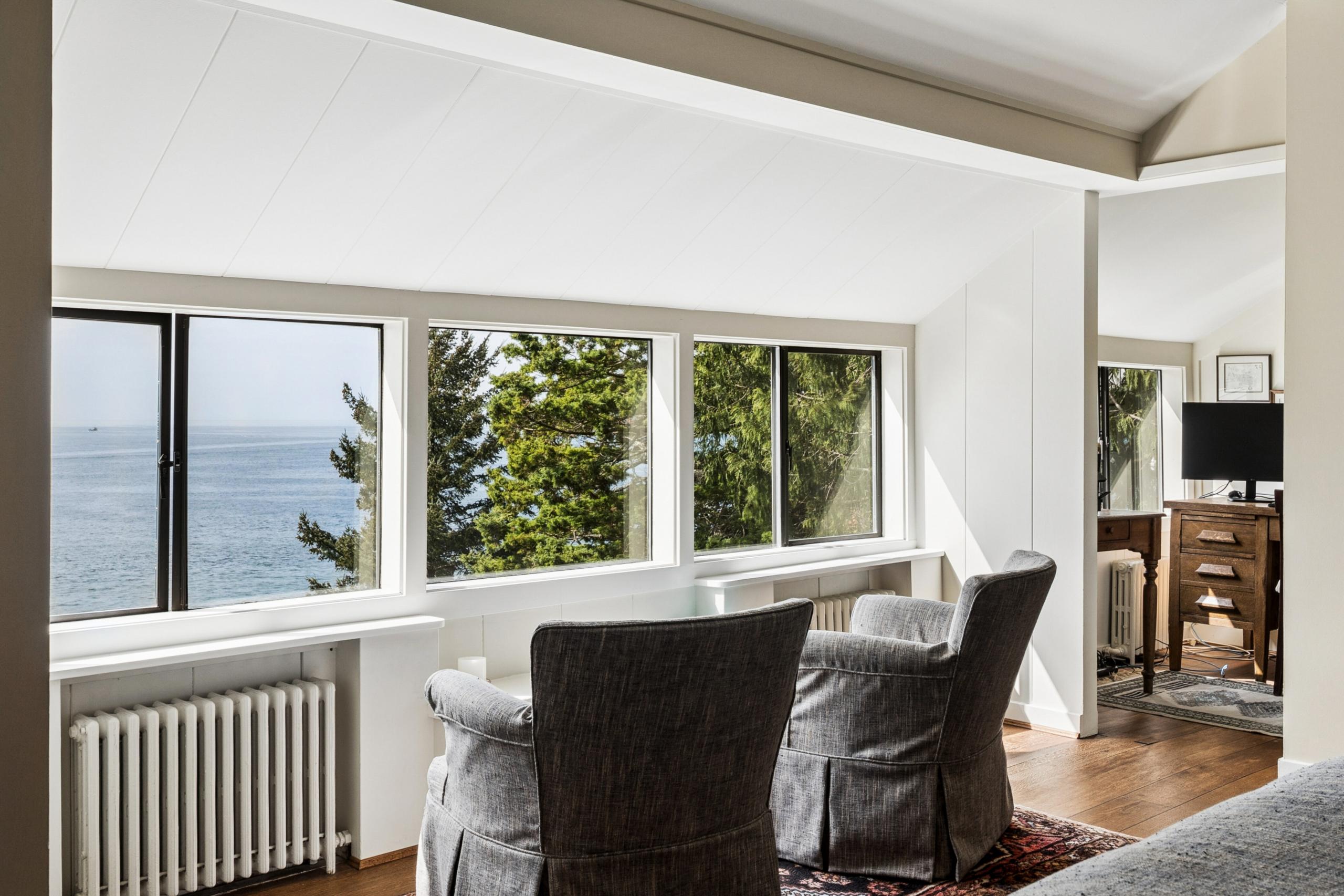 6054 Gleneagles Drive, West Vancouver listing image