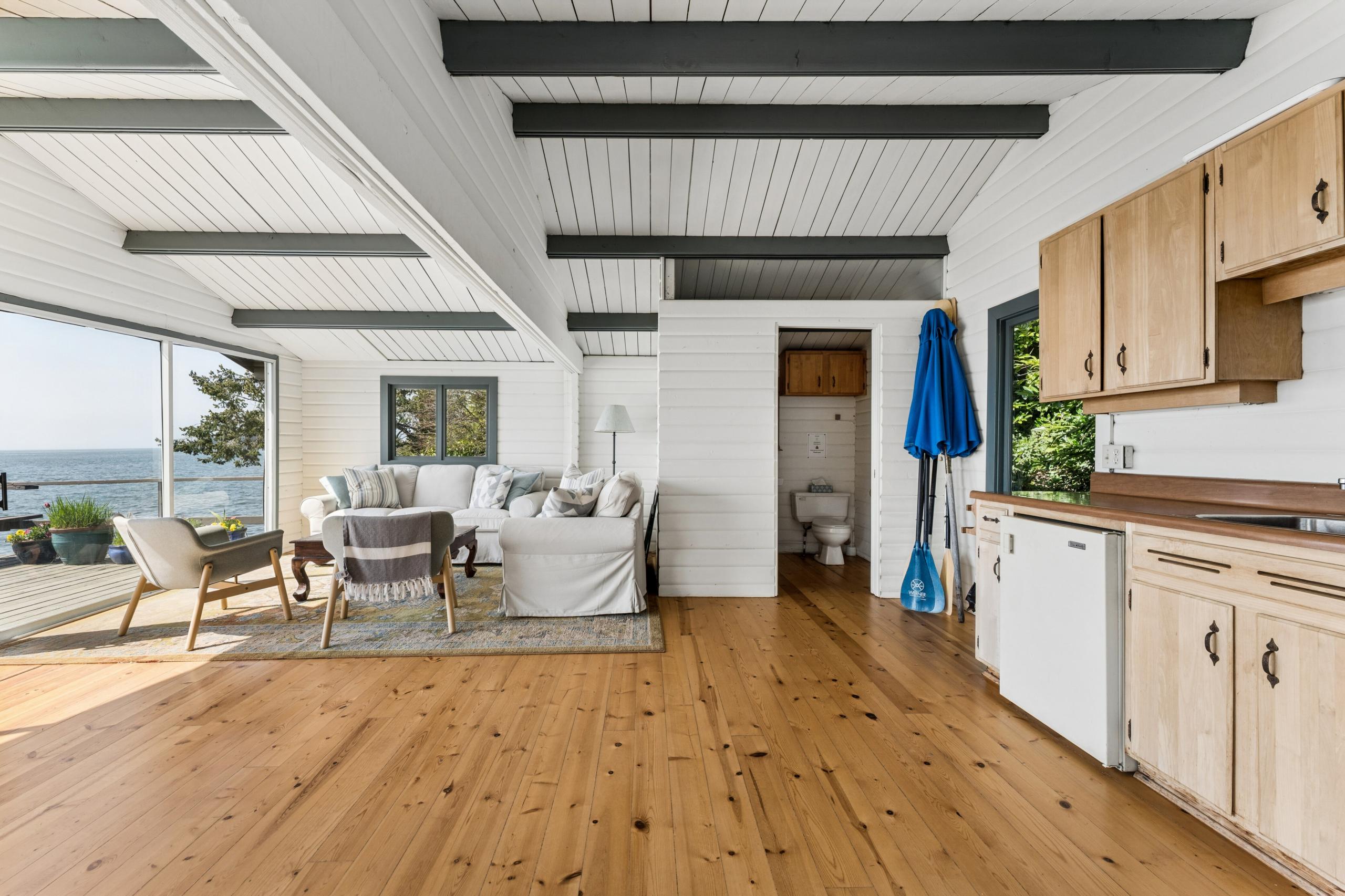 6054 Gleneagles Drive, West Vancouver listing image