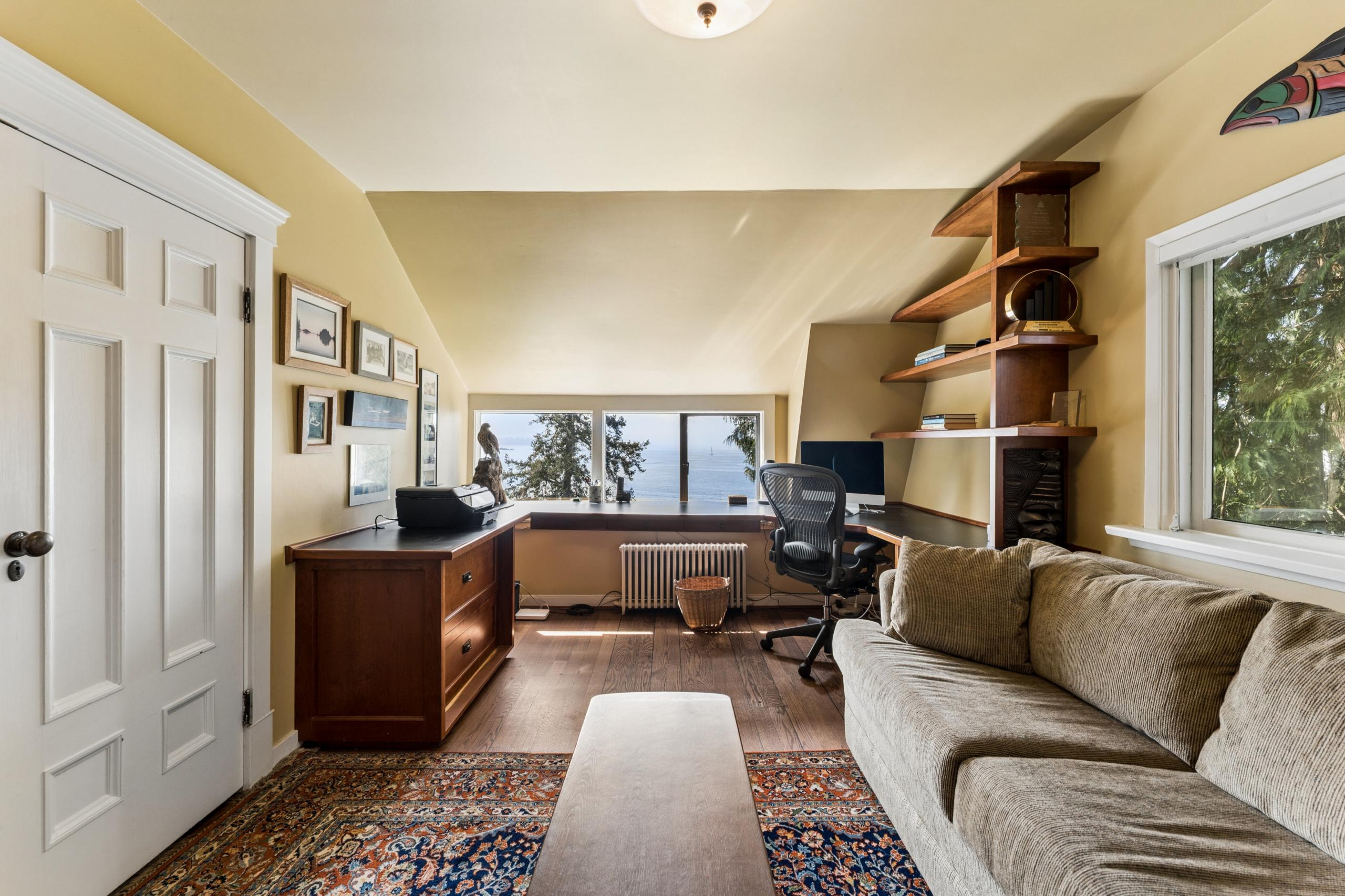 6054 Gleneagles Drive, West Vancouver listing image