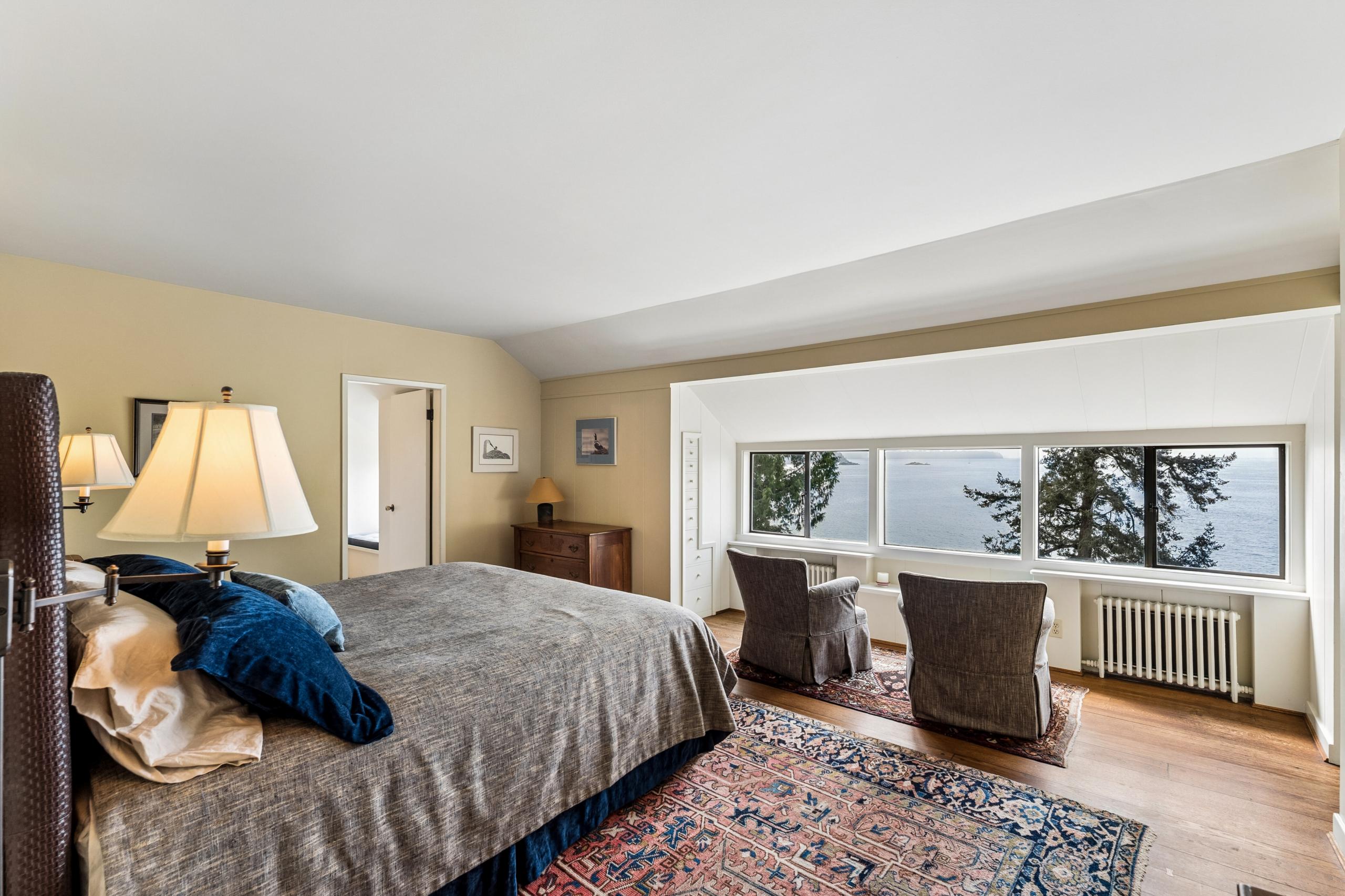 6054 Gleneagles Drive, West Vancouver listing image