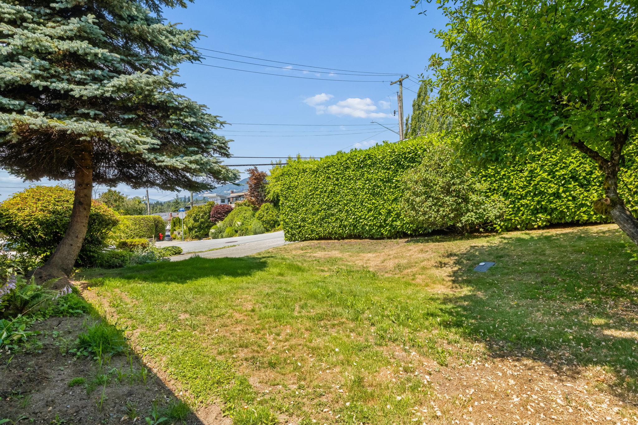 1092 Duchess Avenue, West Vancouver listing image