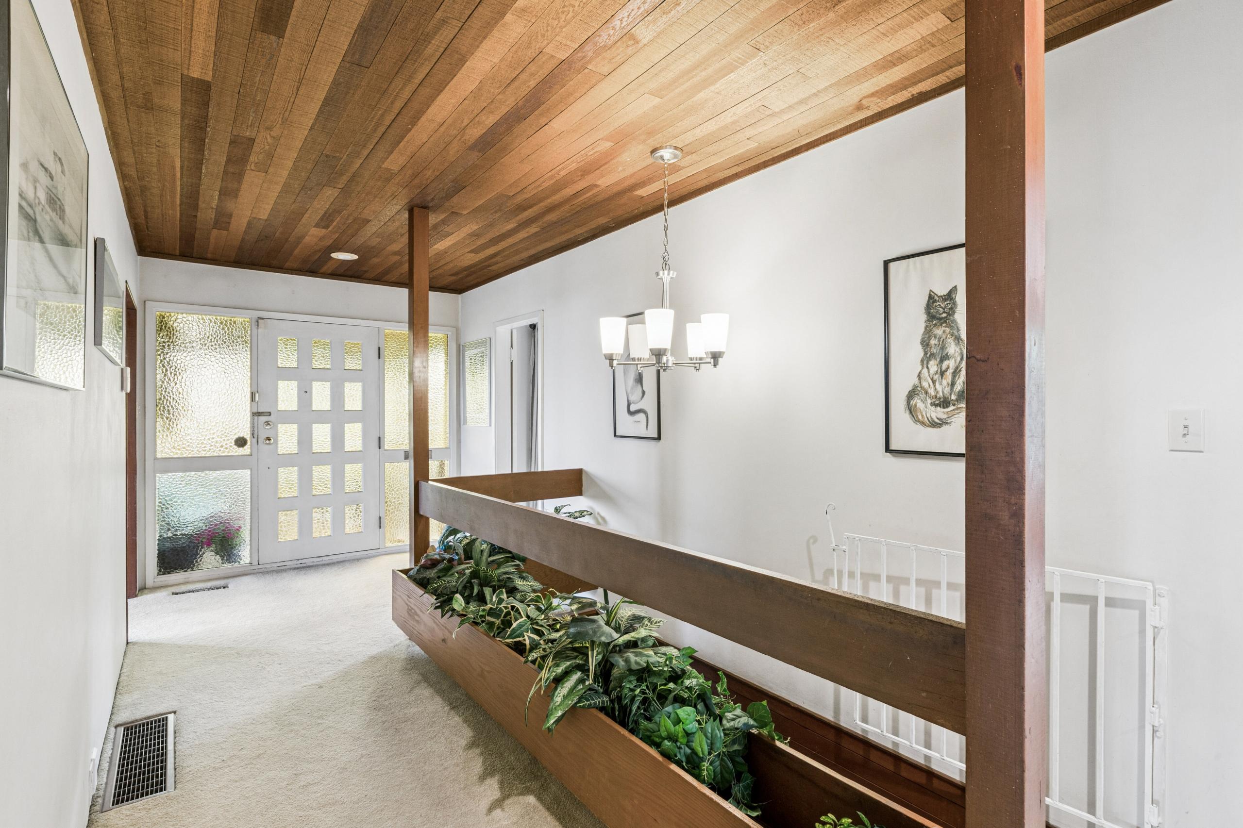 1092 Duchess Avenue, West Vancouver listing image
