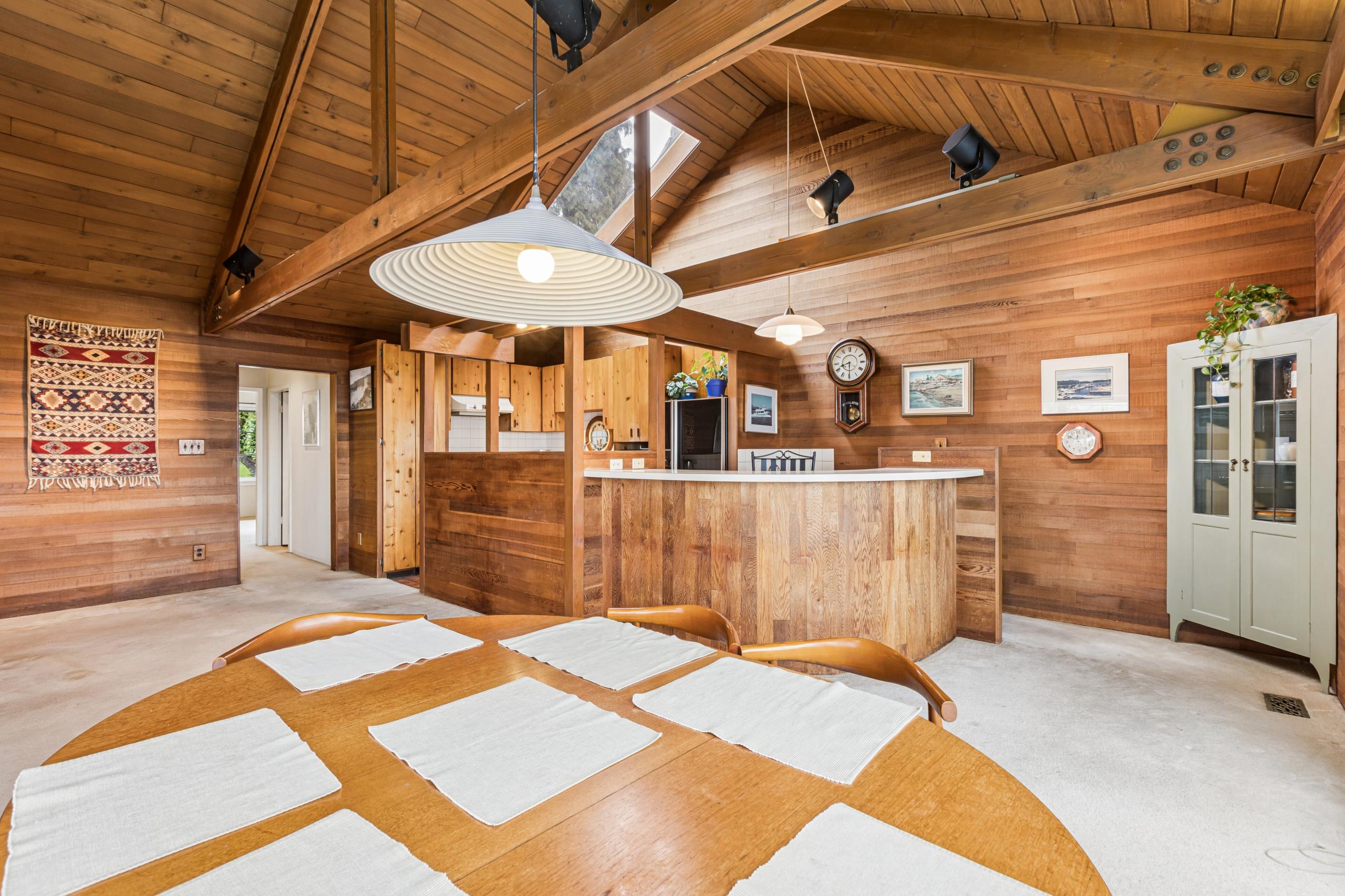 1092 Duchess Avenue, West Vancouver listing image
