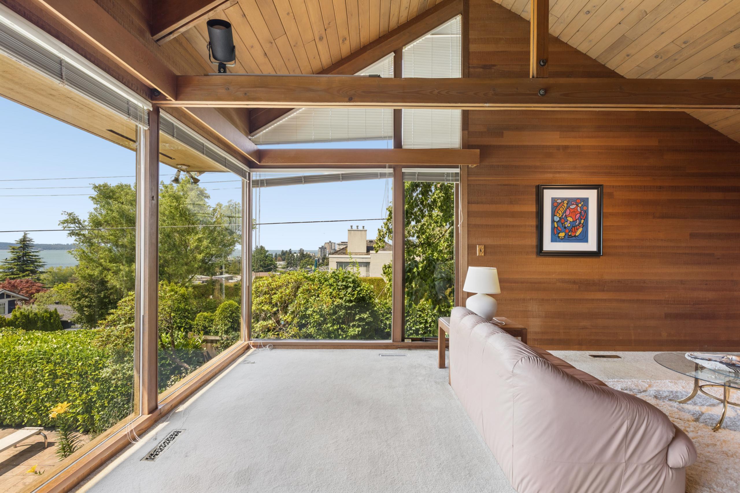1092 Duchess Avenue, West Vancouver listing image