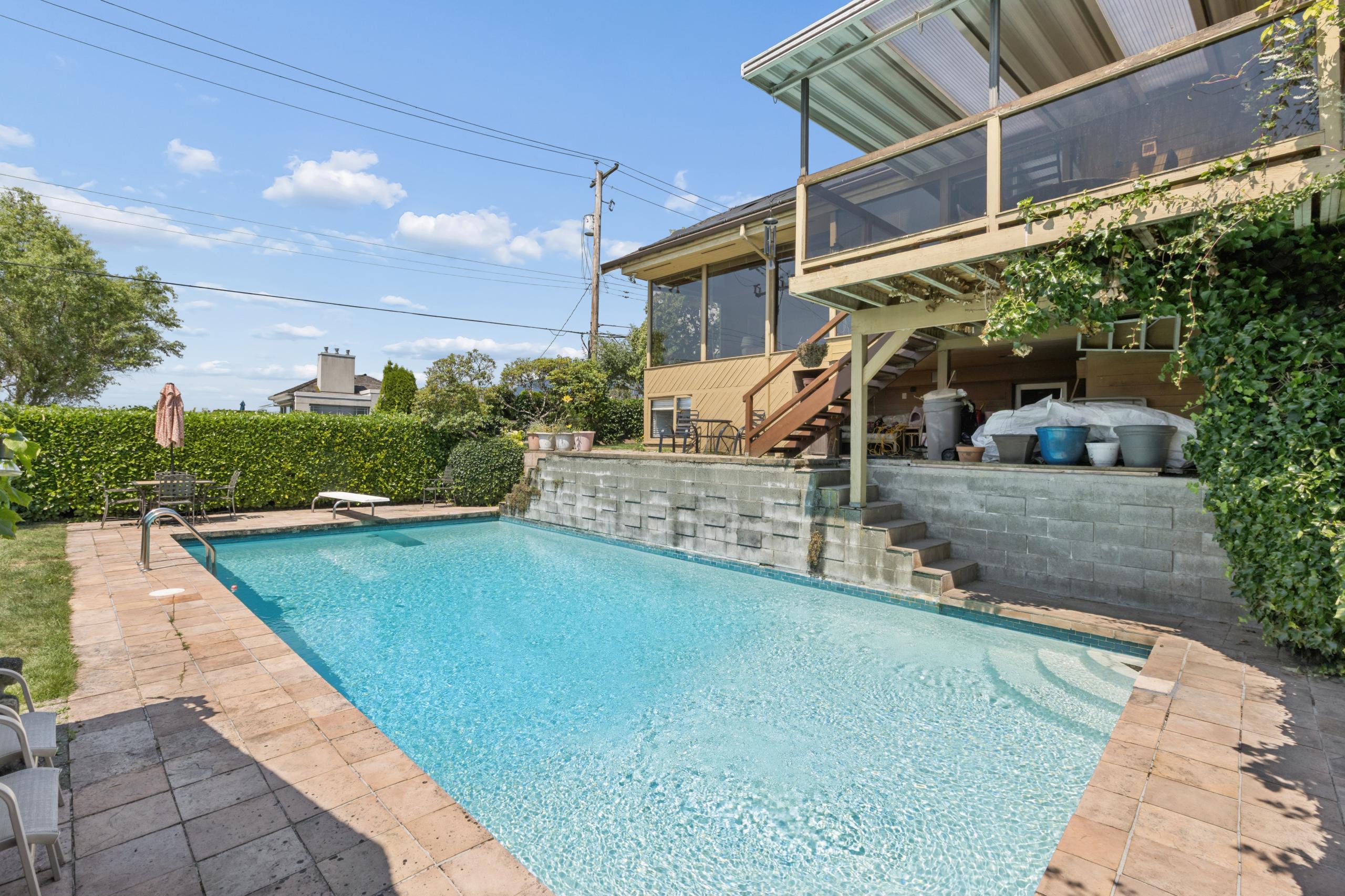 1092 Duchess Avenue, West Vancouver listing image