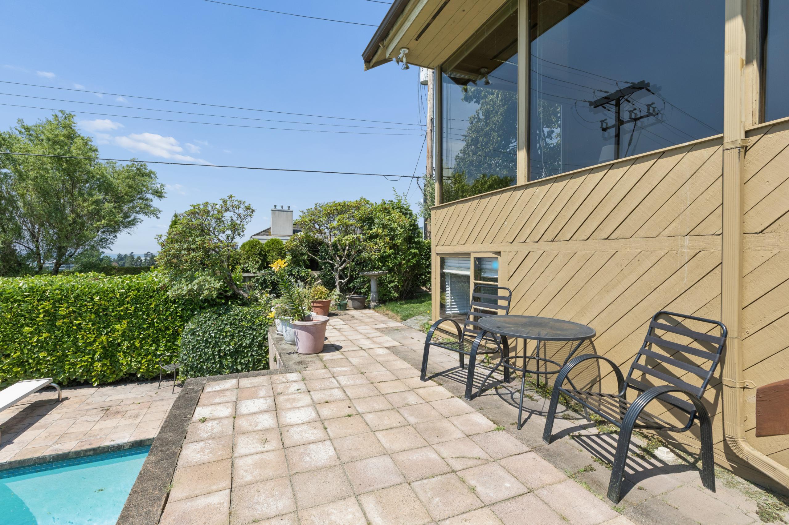 1092 Duchess Avenue, West Vancouver listing image