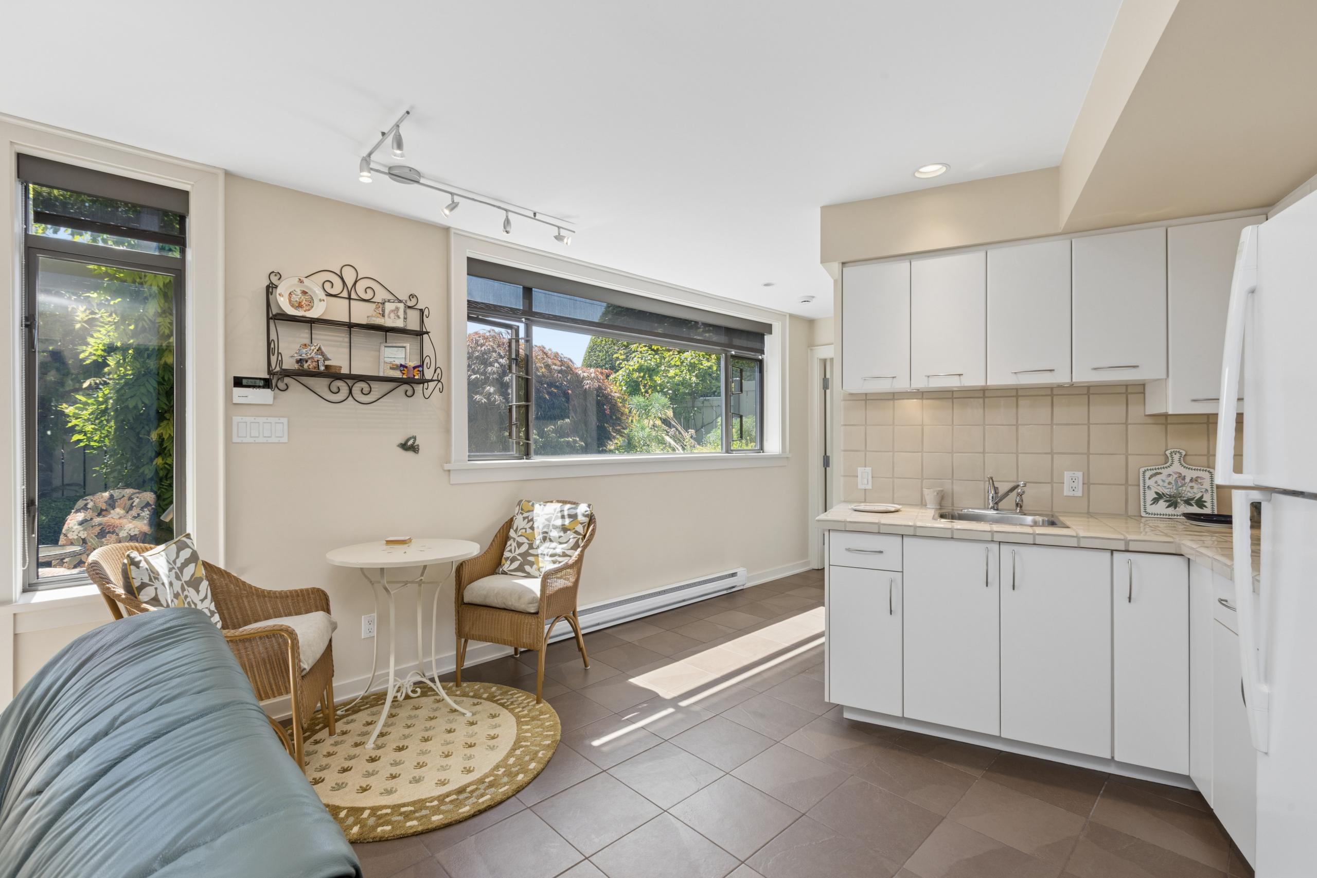 2621 Bellevue Avenue, West Vancouver listing image