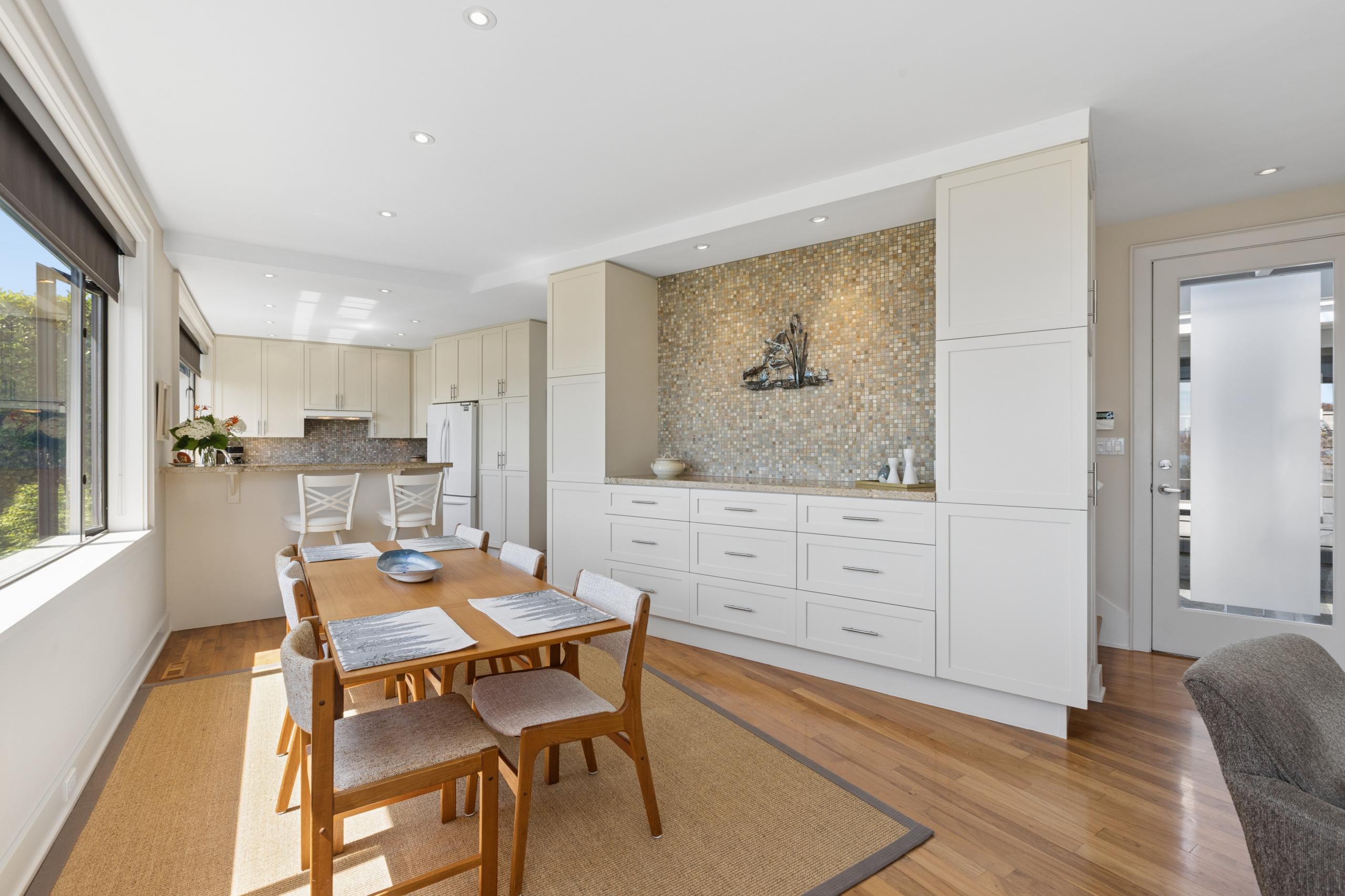 2621 Bellevue Avenue, West Vancouver listing image