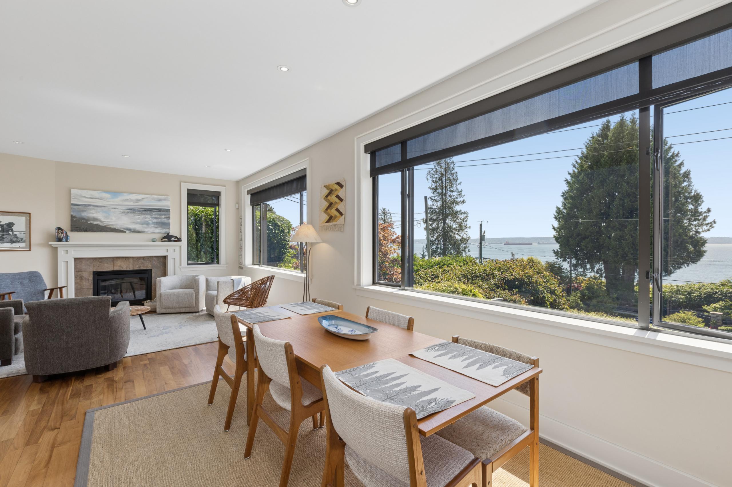 2621 Bellevue Avenue, West Vancouver listing image