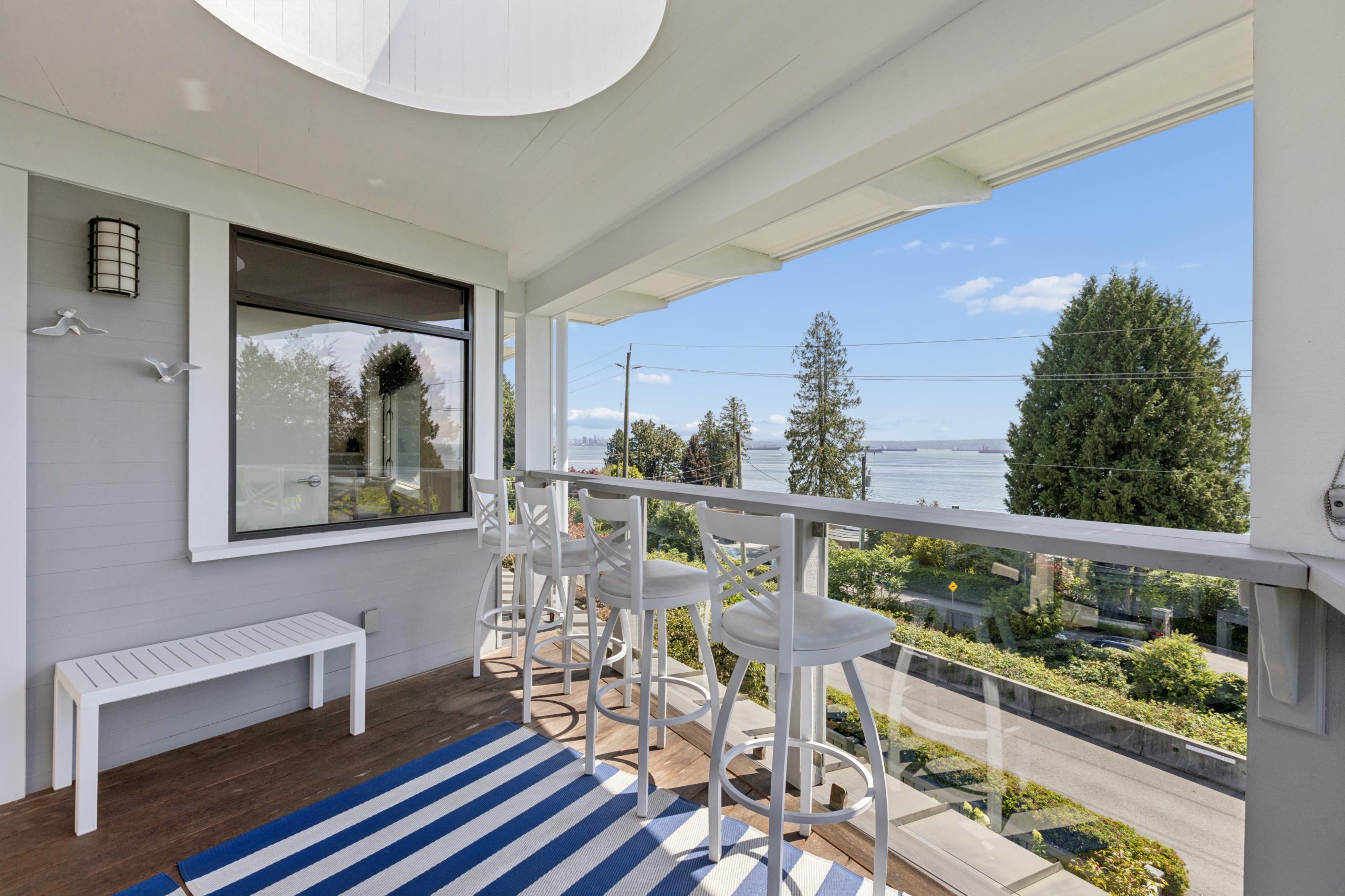 2621 Bellevue Avenue, West Vancouver listing image