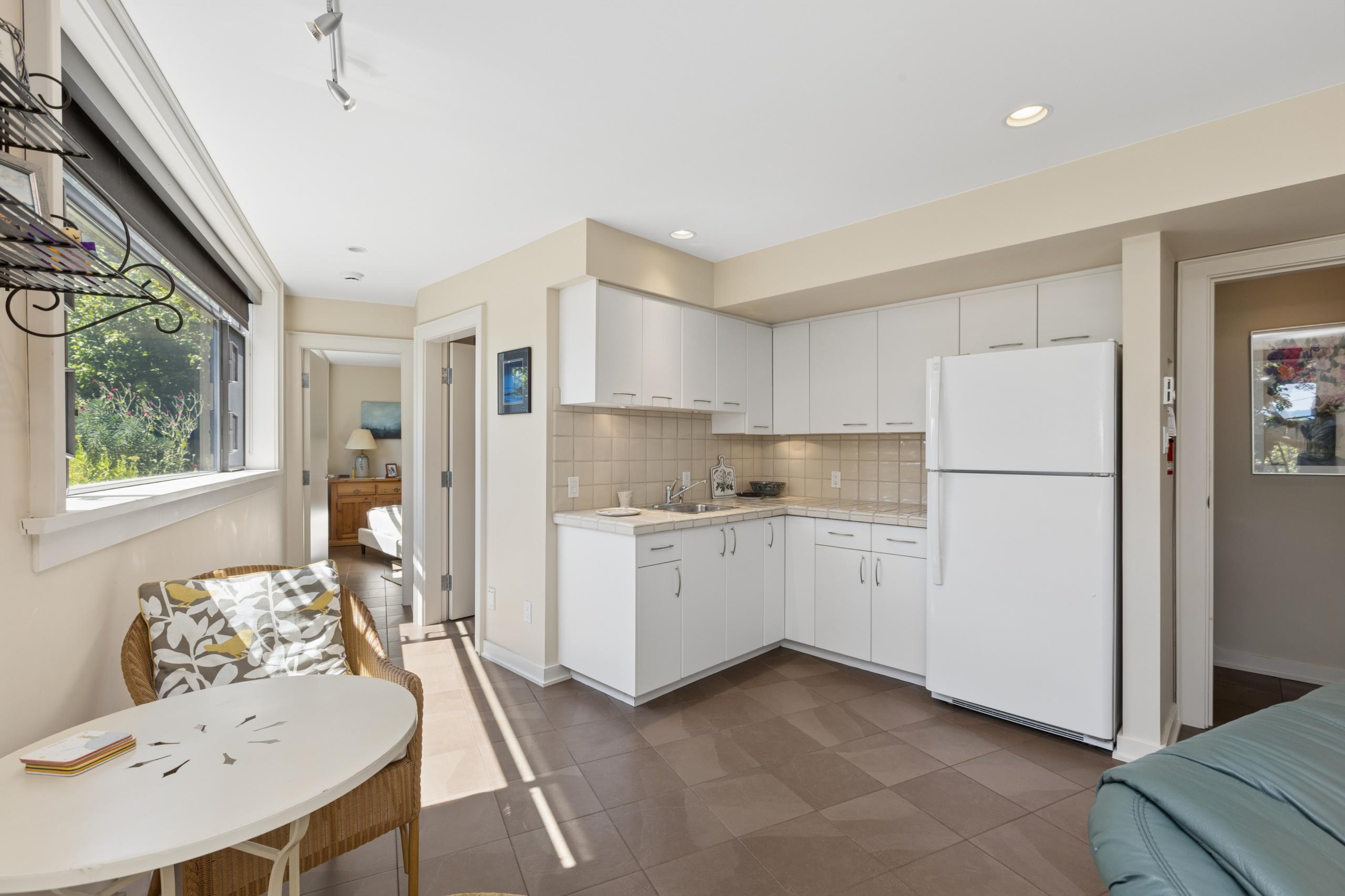 2621 Bellevue Avenue, West Vancouver listing image