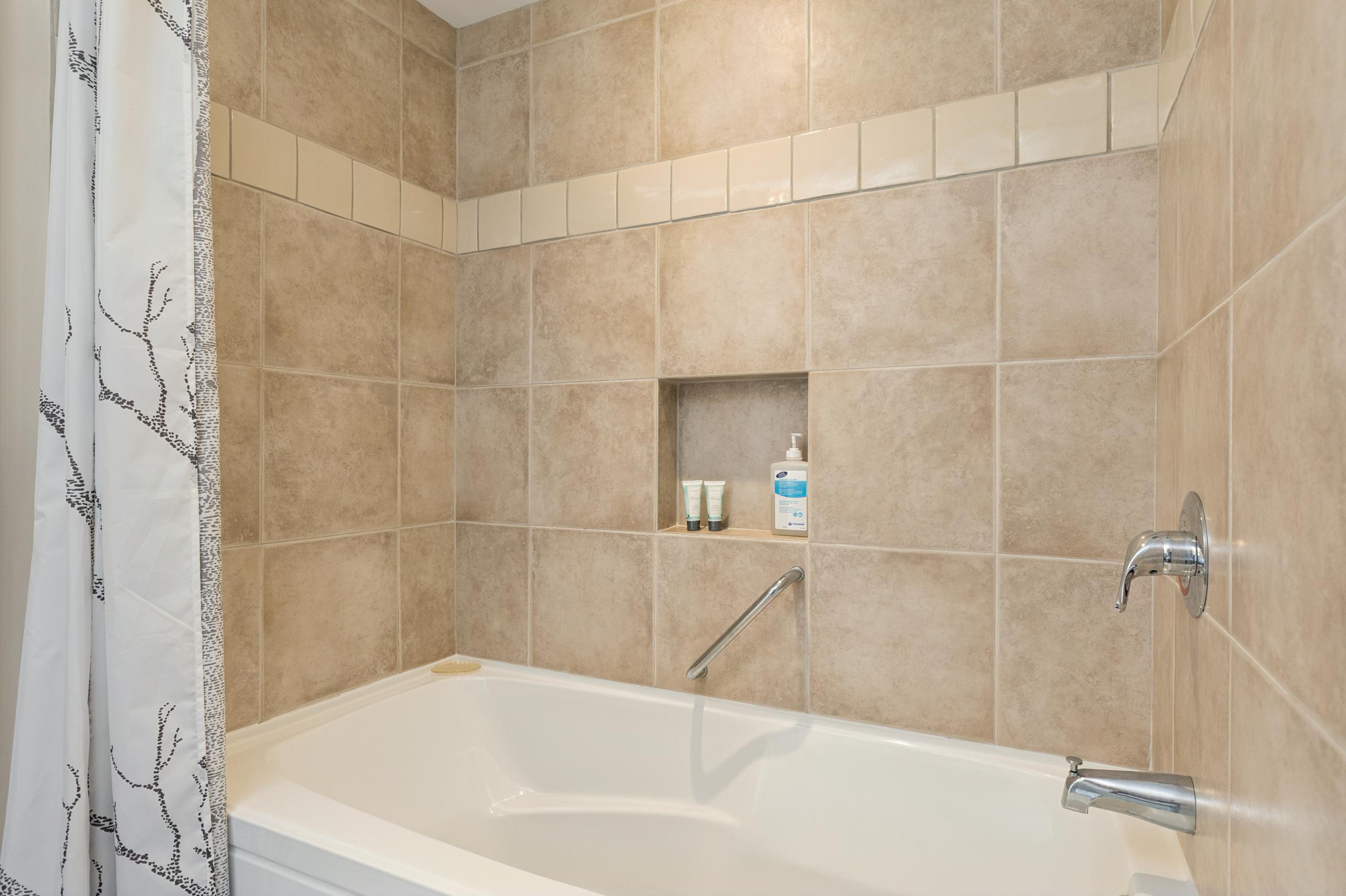 2621 Bellevue Avenue, West Vancouver listing image