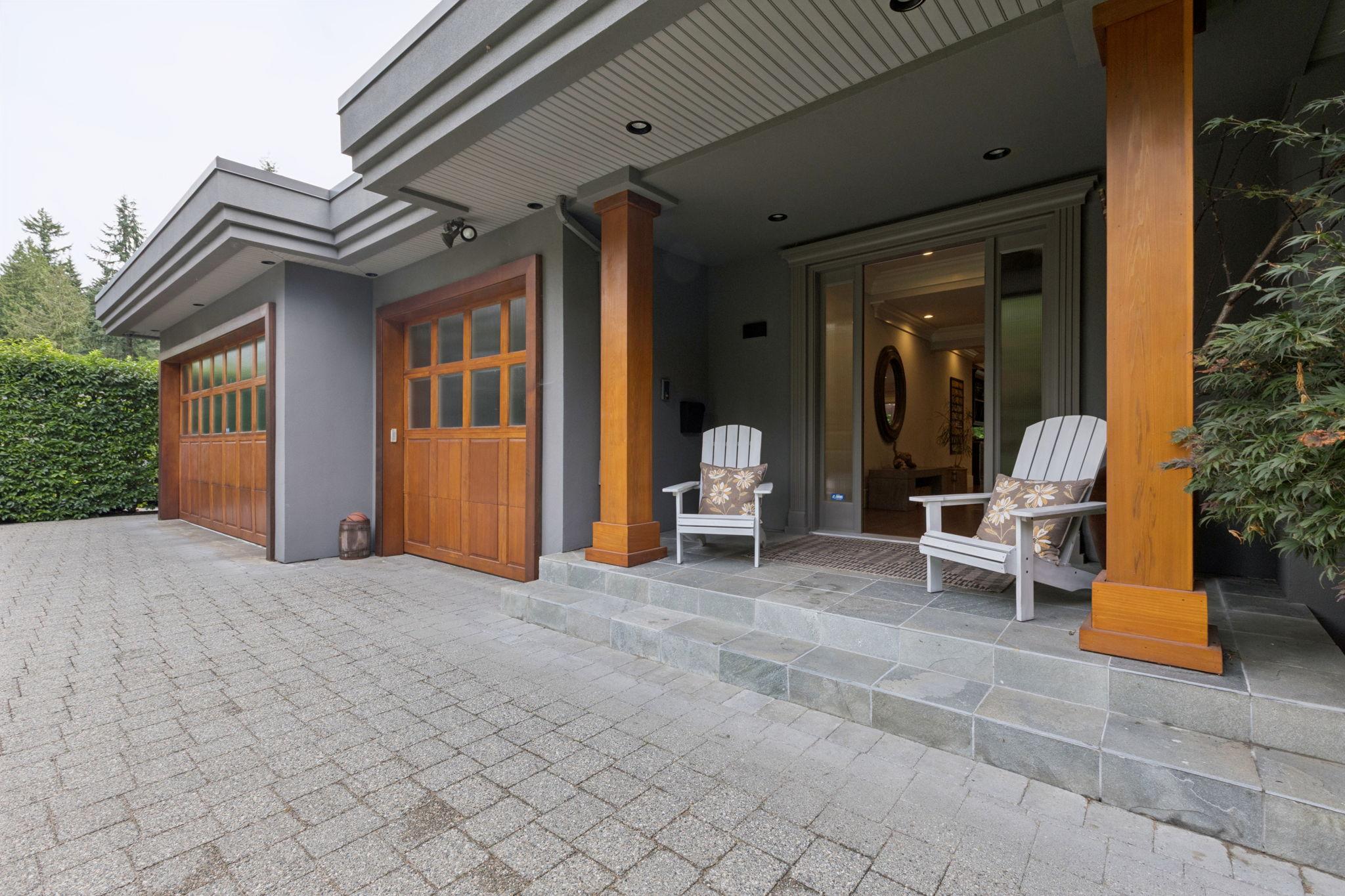 4176 Virginia Crescent, North Vancouver listing image