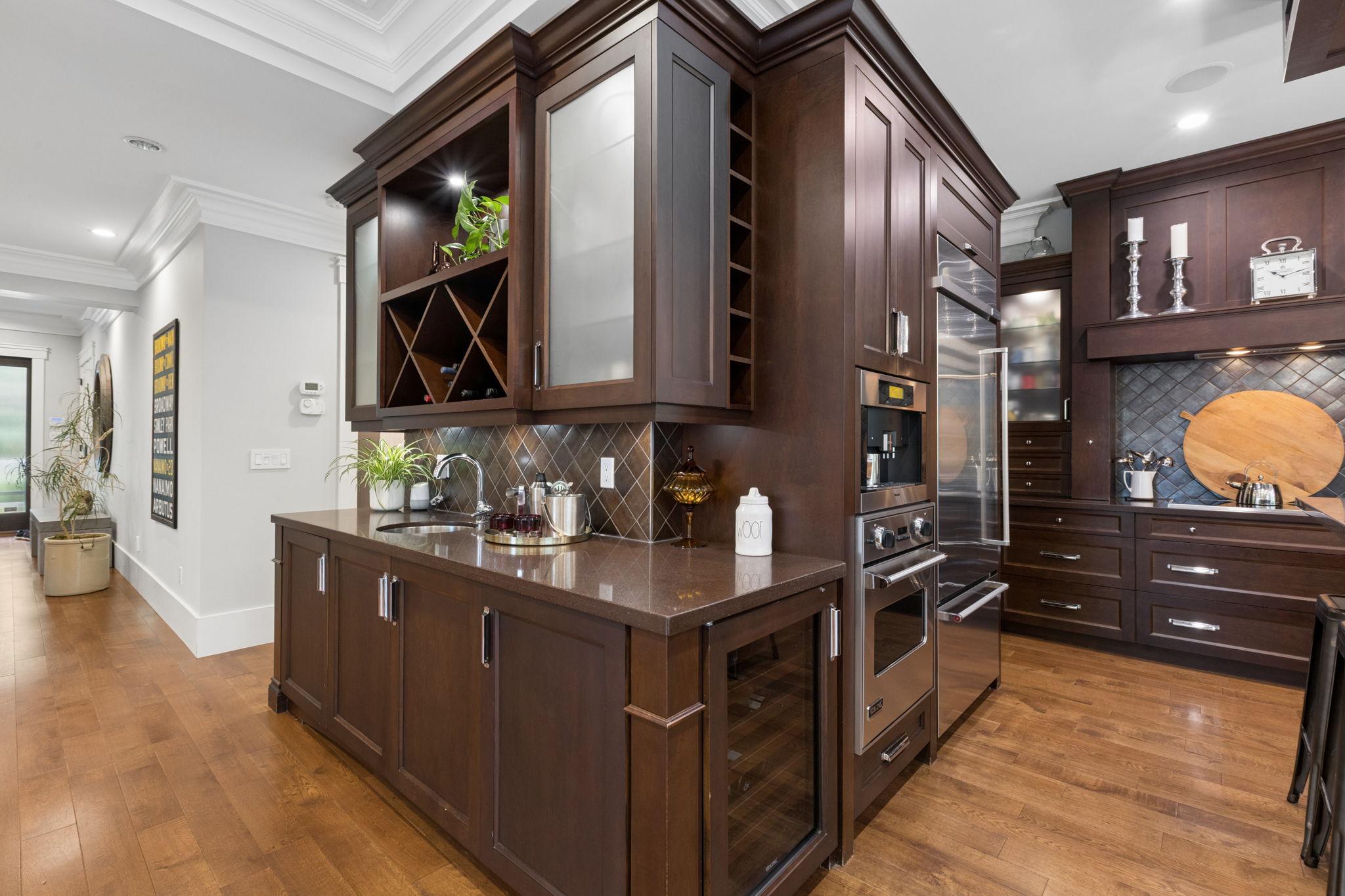 4176 Virginia Crescent, North Vancouver listing image