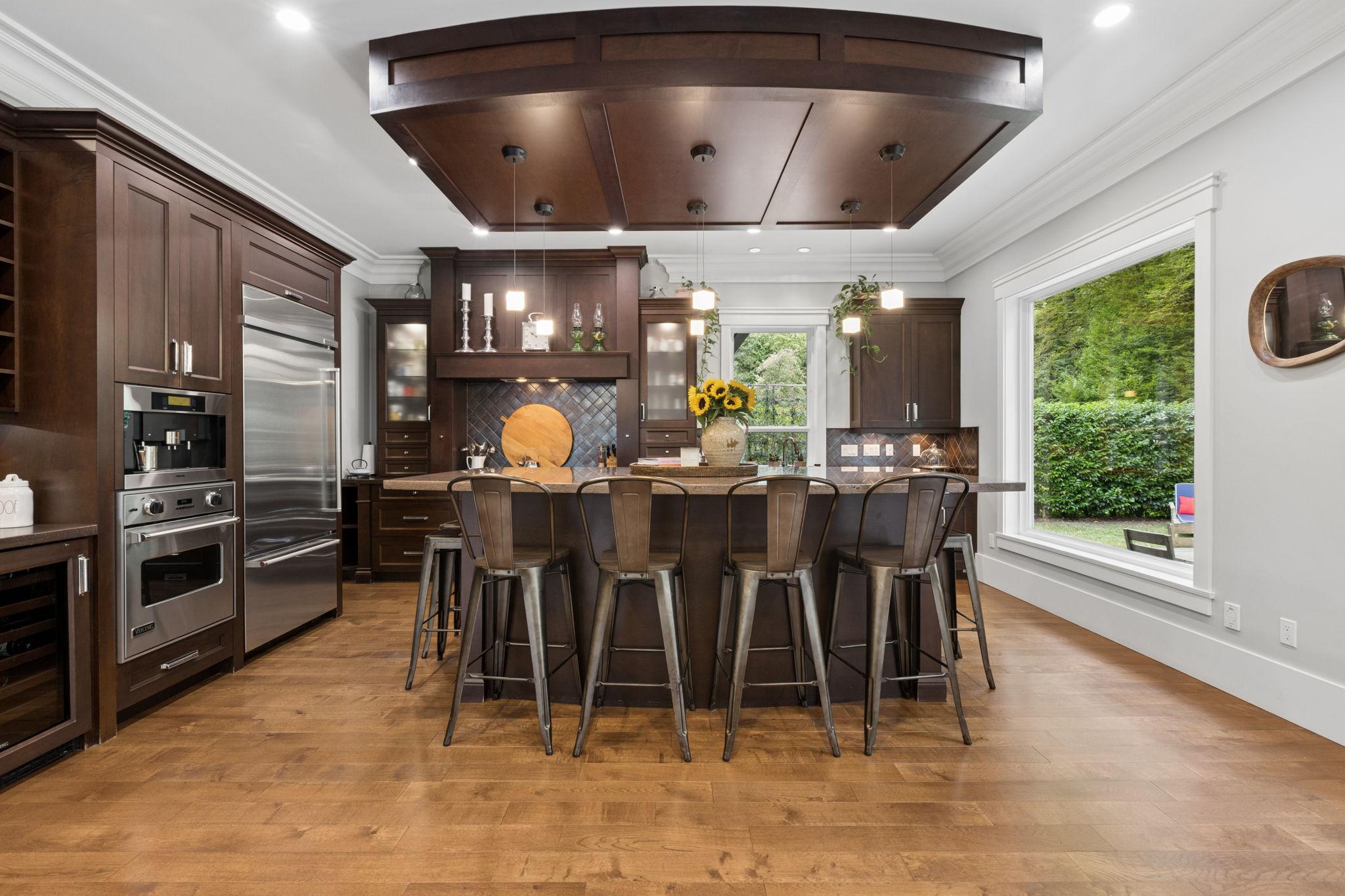 4176 Virginia Crescent, North Vancouver listing image