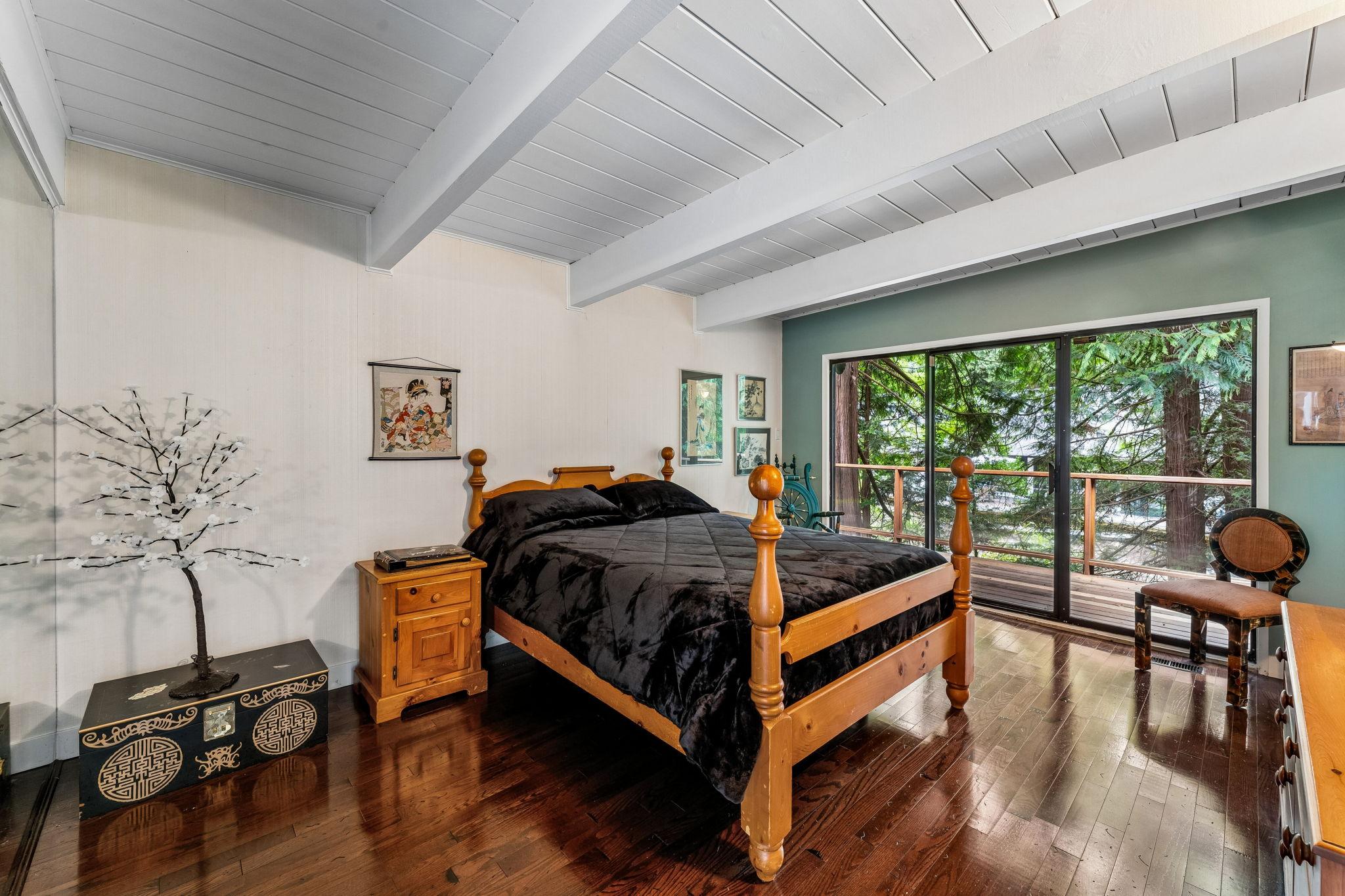 455 MacBeth Crescent, West Vancouver listing image